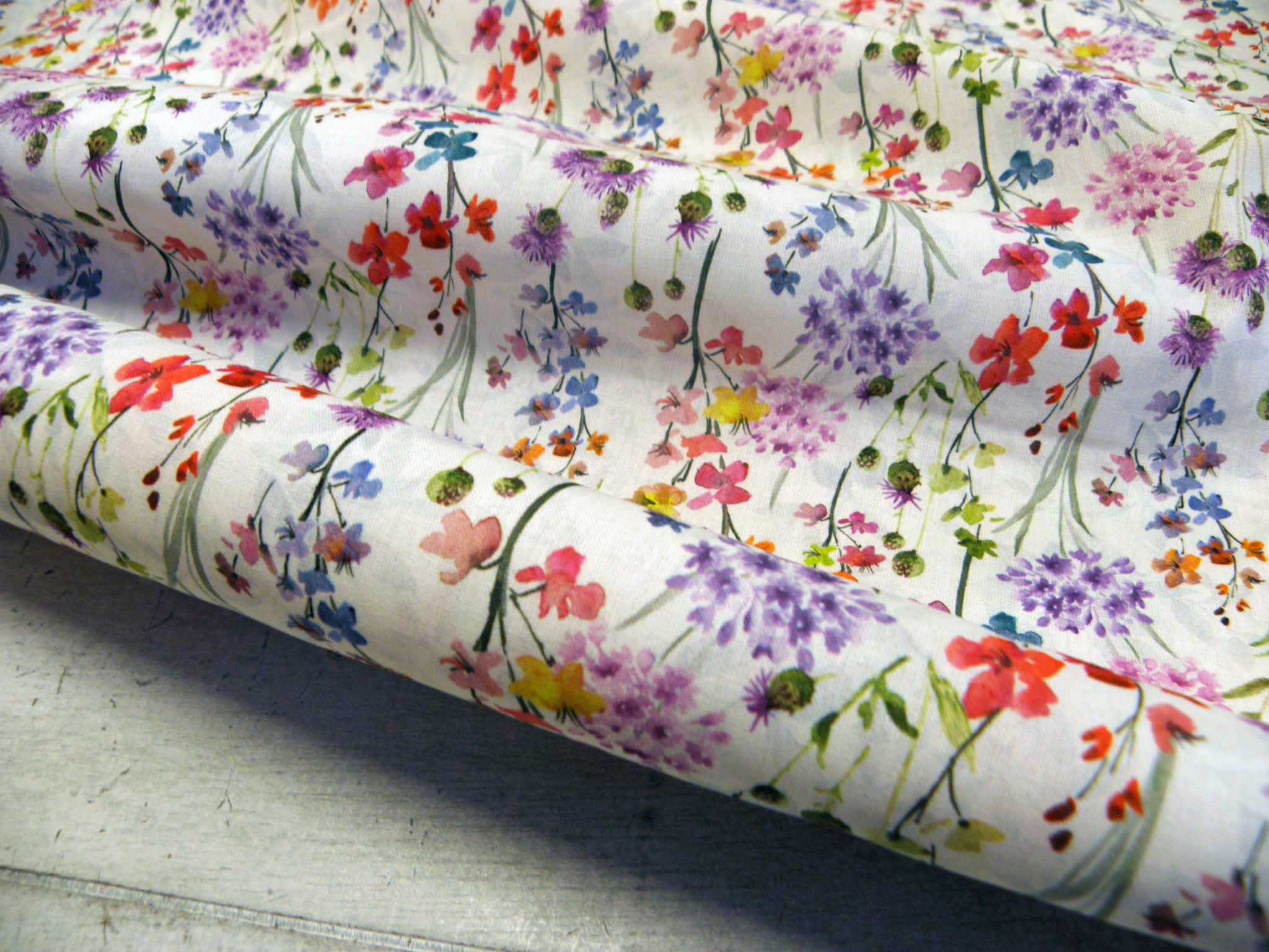 LÁTKA - POPELÍN - ROZKVETLÁ LOUKA