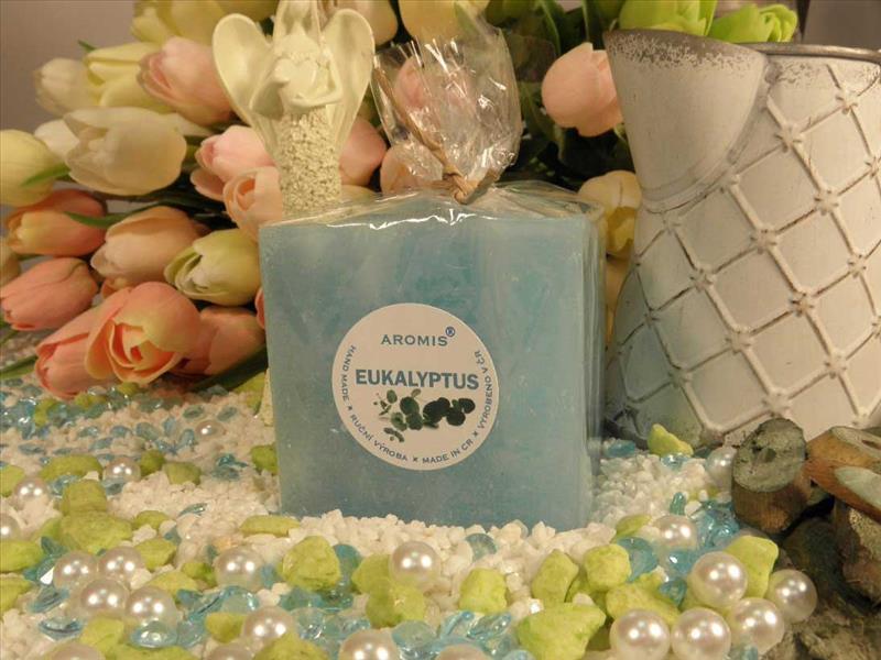 Eukalyptus -  Kostka 75 - Vonná svíčka