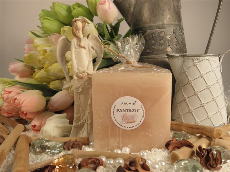 Fantazie - Kostka 95 - Vonná svíčka 4 knoty