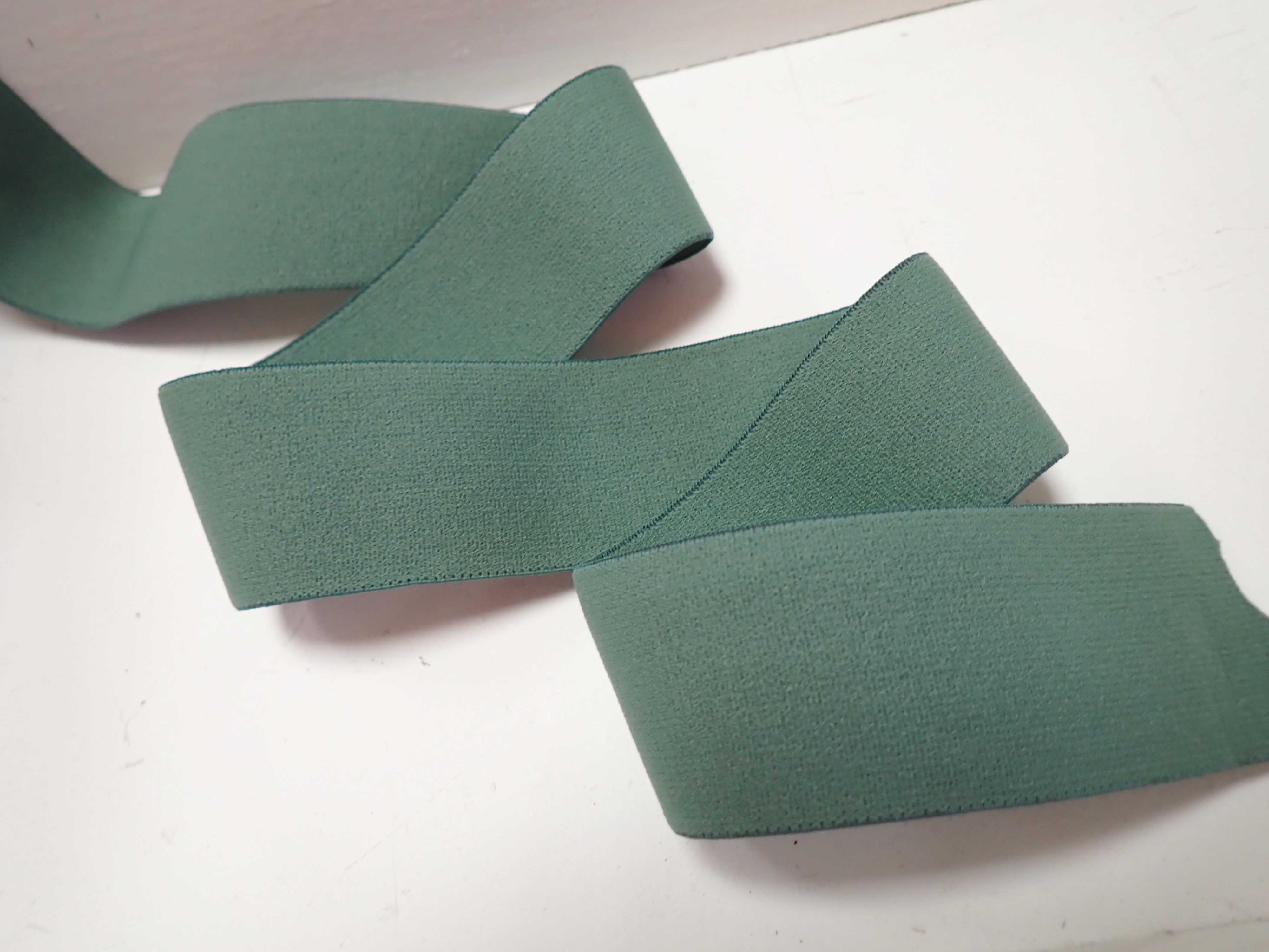 GUMA - PRUŽENKA - STAROZELENÁ - HLADKÁ - 40 MM