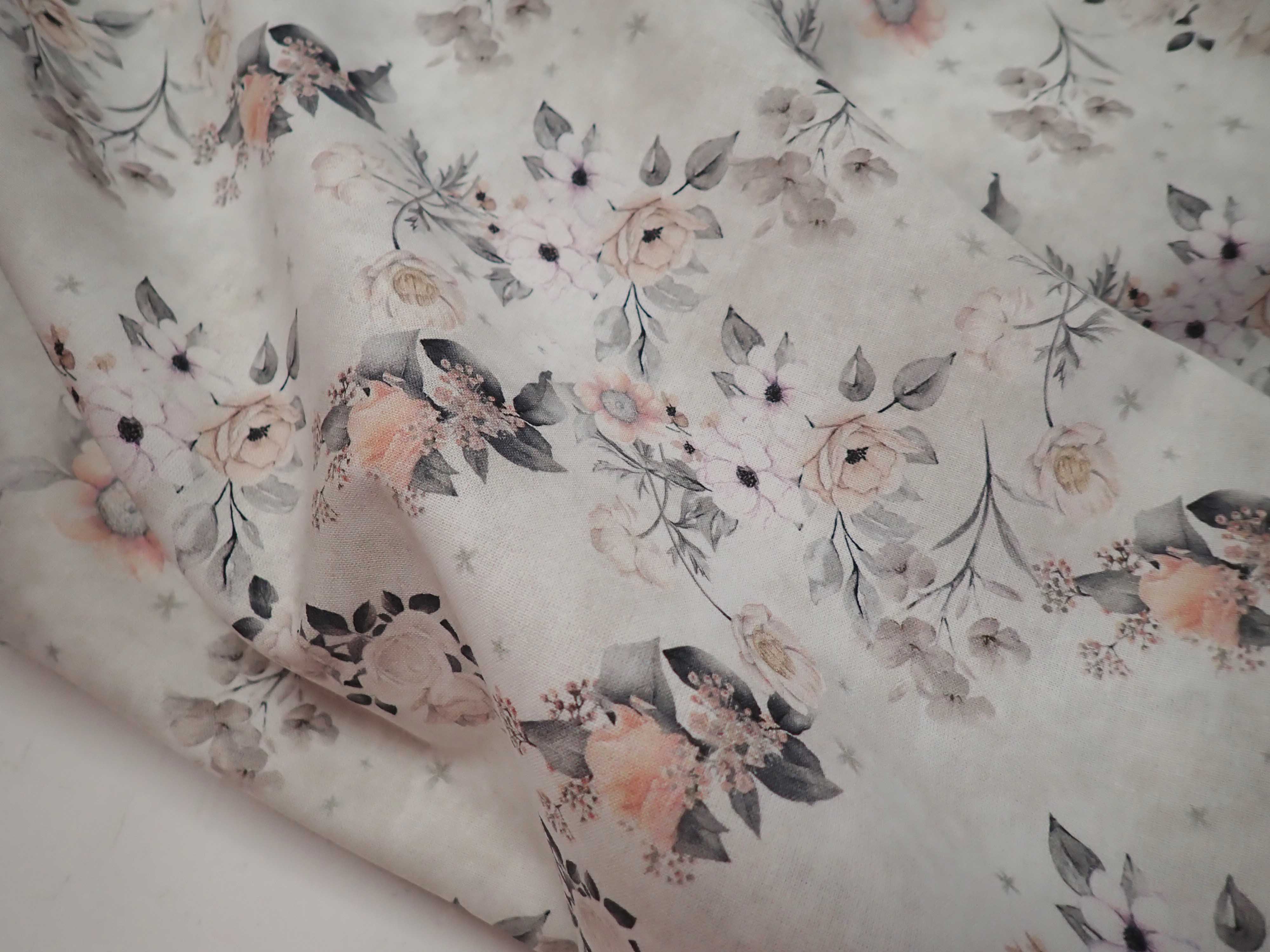 LÁTKA - POPELÍN - KVĚTY