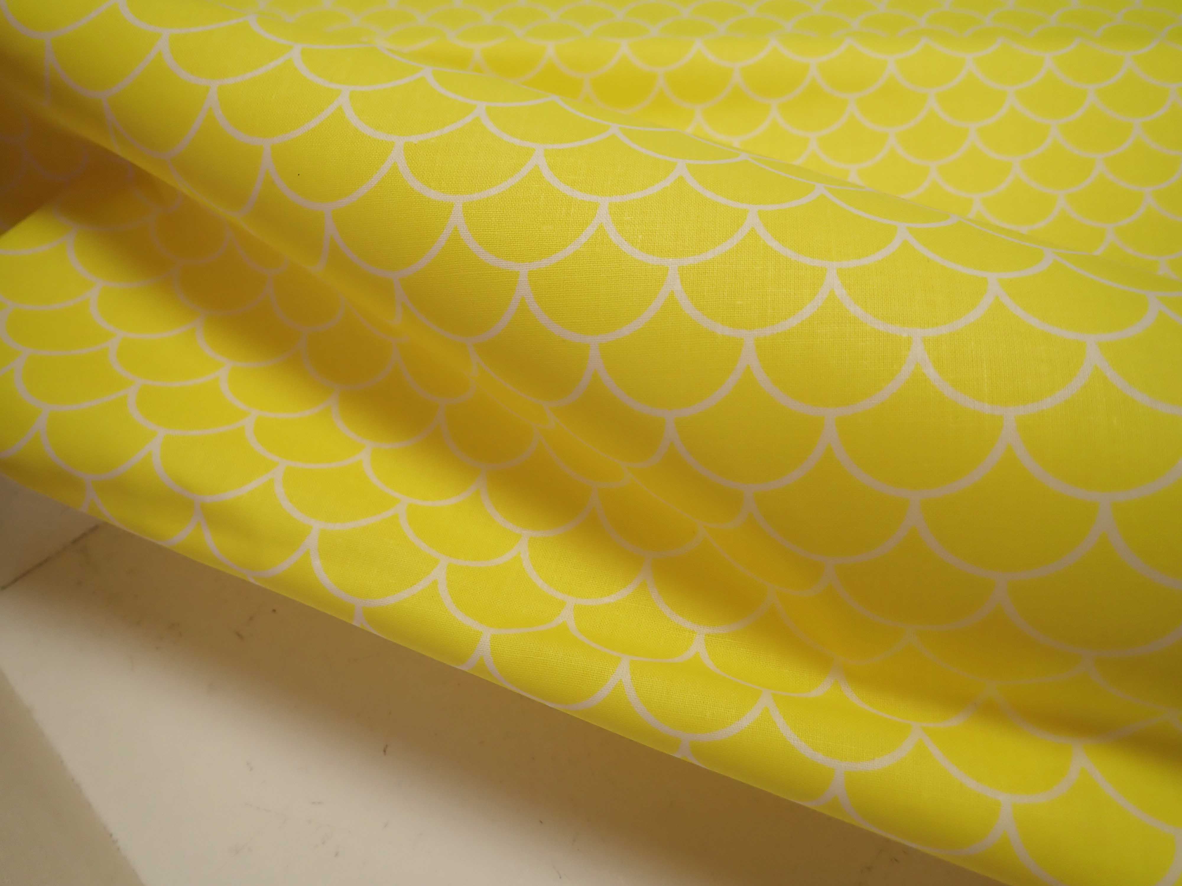 LÁTKA - ŽLUTÁ + OBLOUČKY - VLNKY