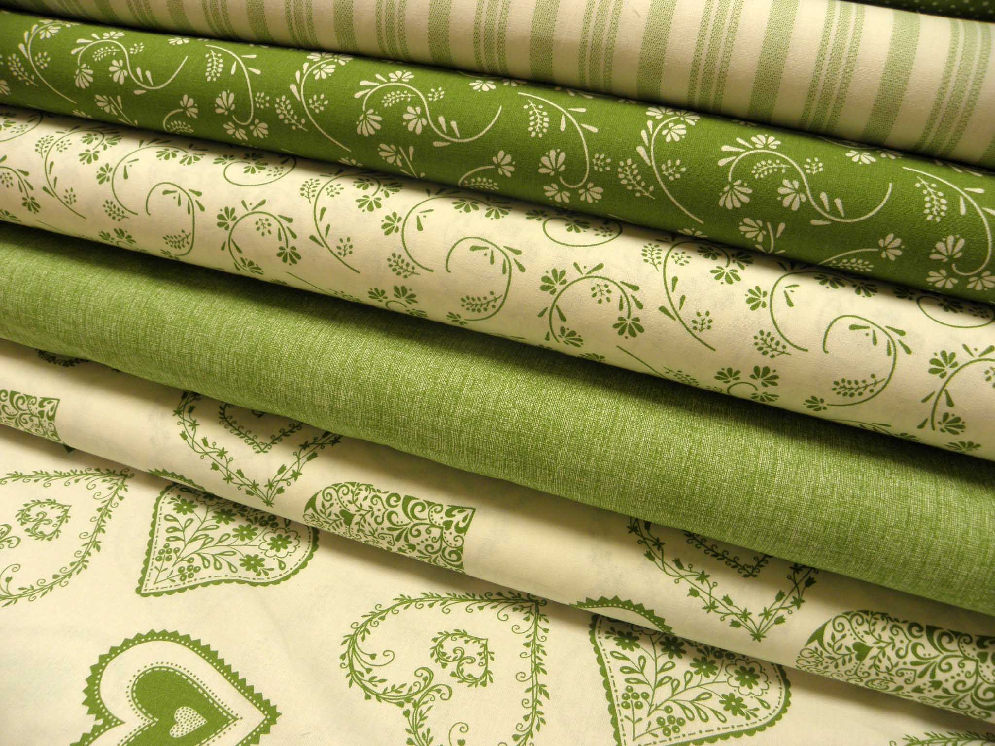 LÁTKA - SVĚTLÁ + ZELENÉ KYTIČKY