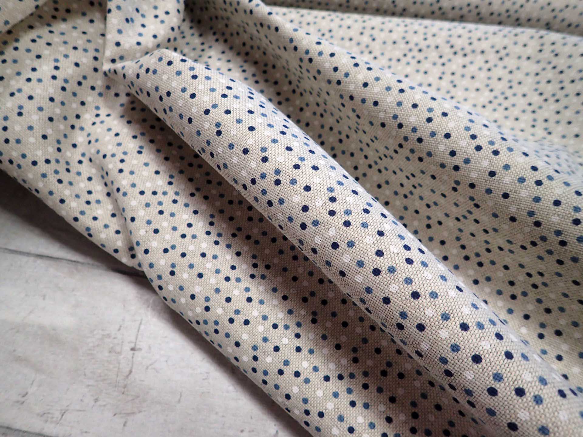 LÁTKA - POTAHOVKA - REŽNÁ - PUNTÍKY