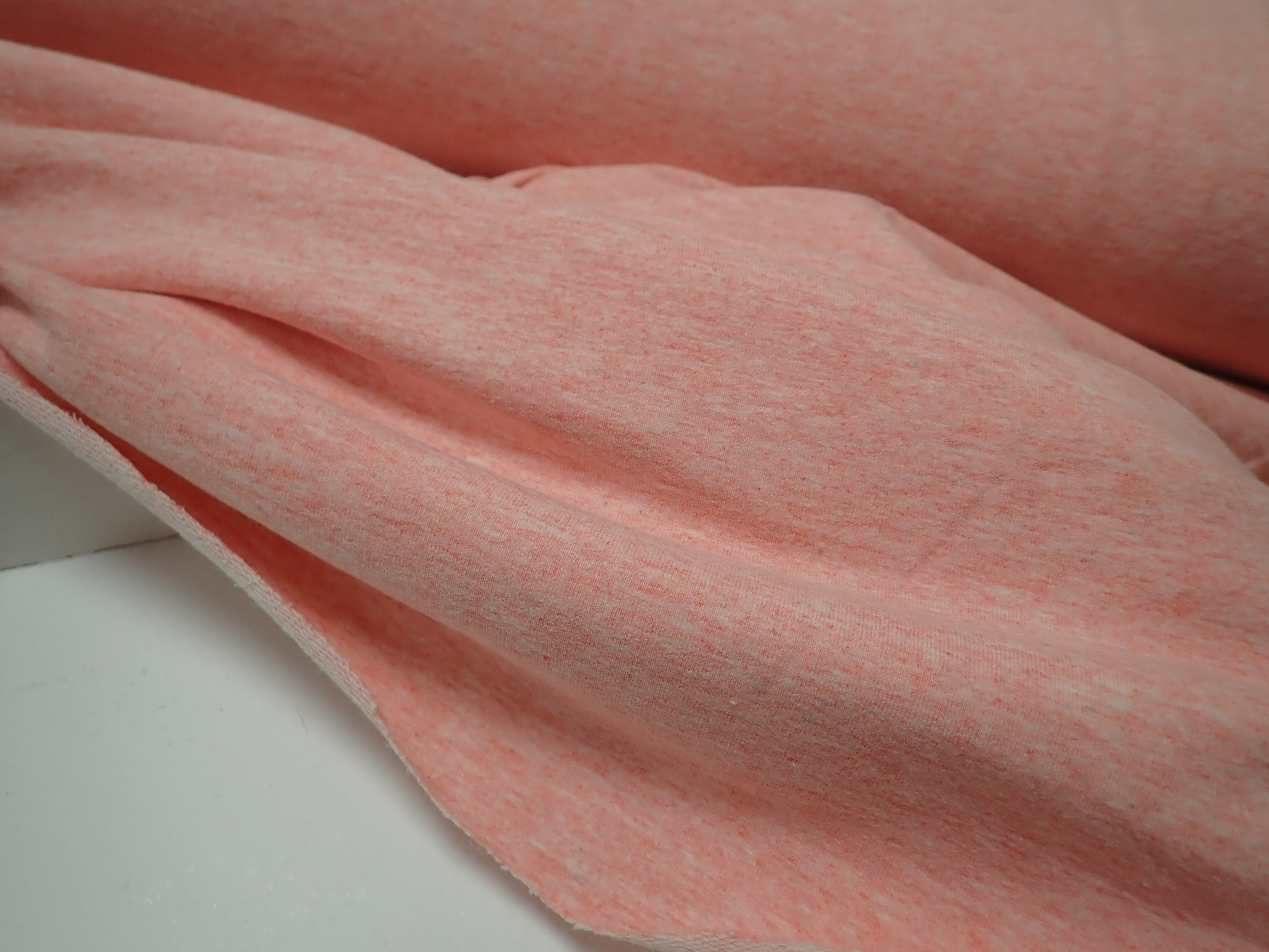 LÁTKA - TEPLÁKOVINA - LOSOSOVÁ - ŽÍHANÁ