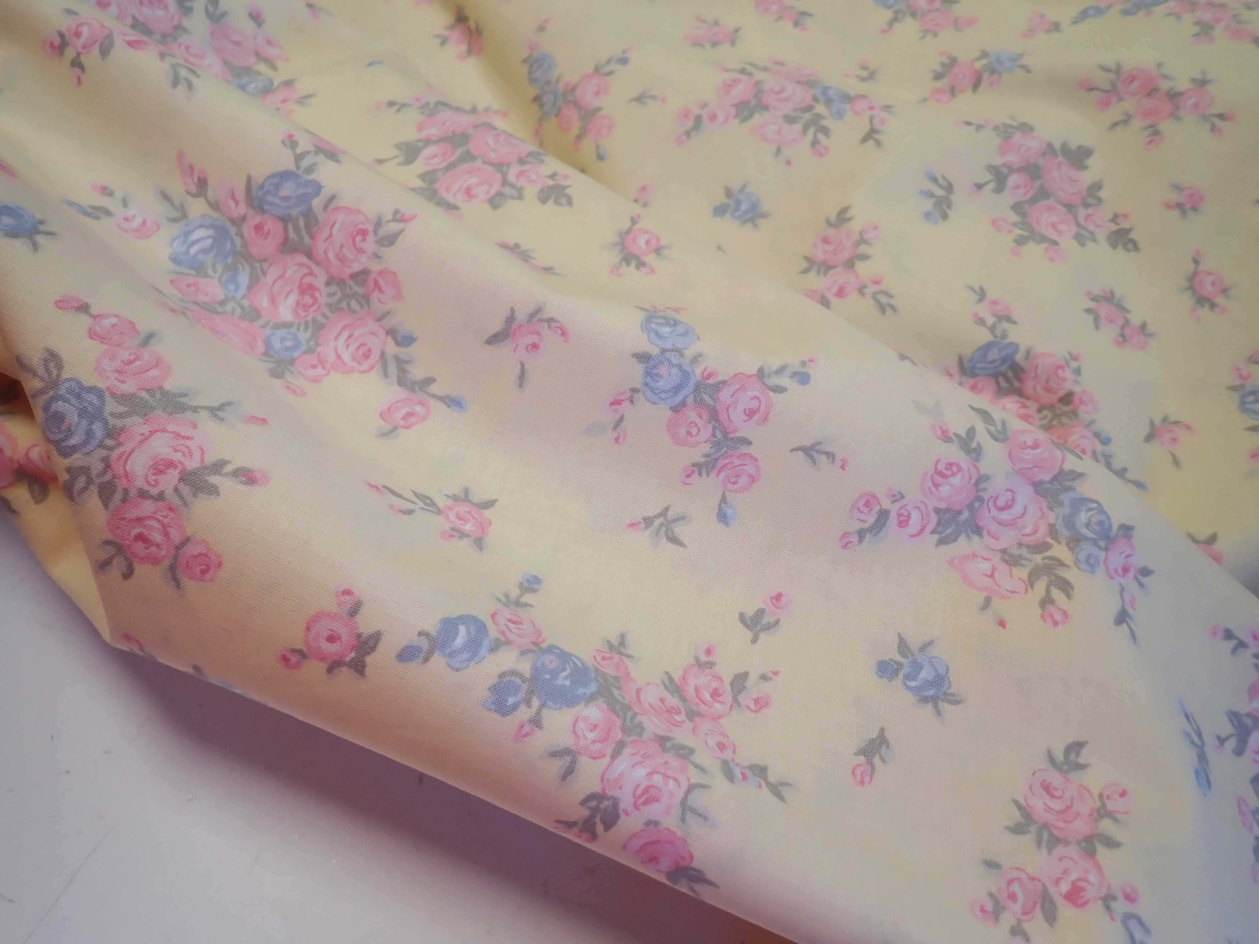 LÁTKA - VANILKOVÁ + RŮŽIČKY