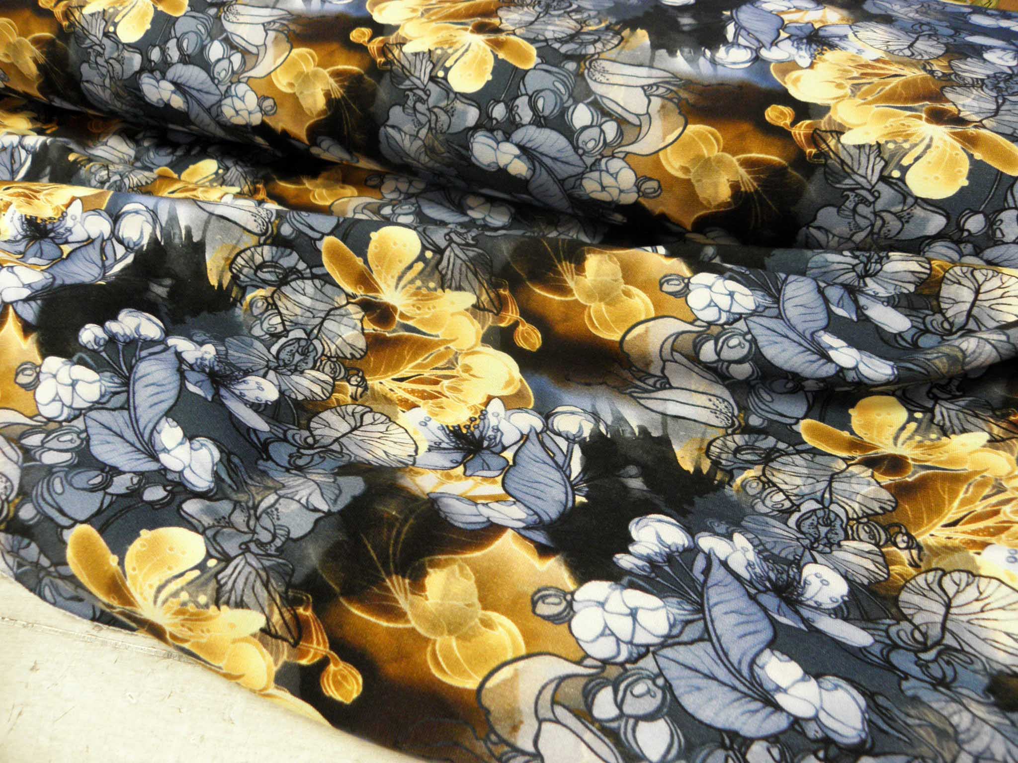 LÁTKA - PLETENINA - FOTOTISK - KVĚTY