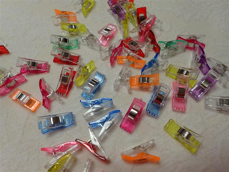 fixační kolíček na látku