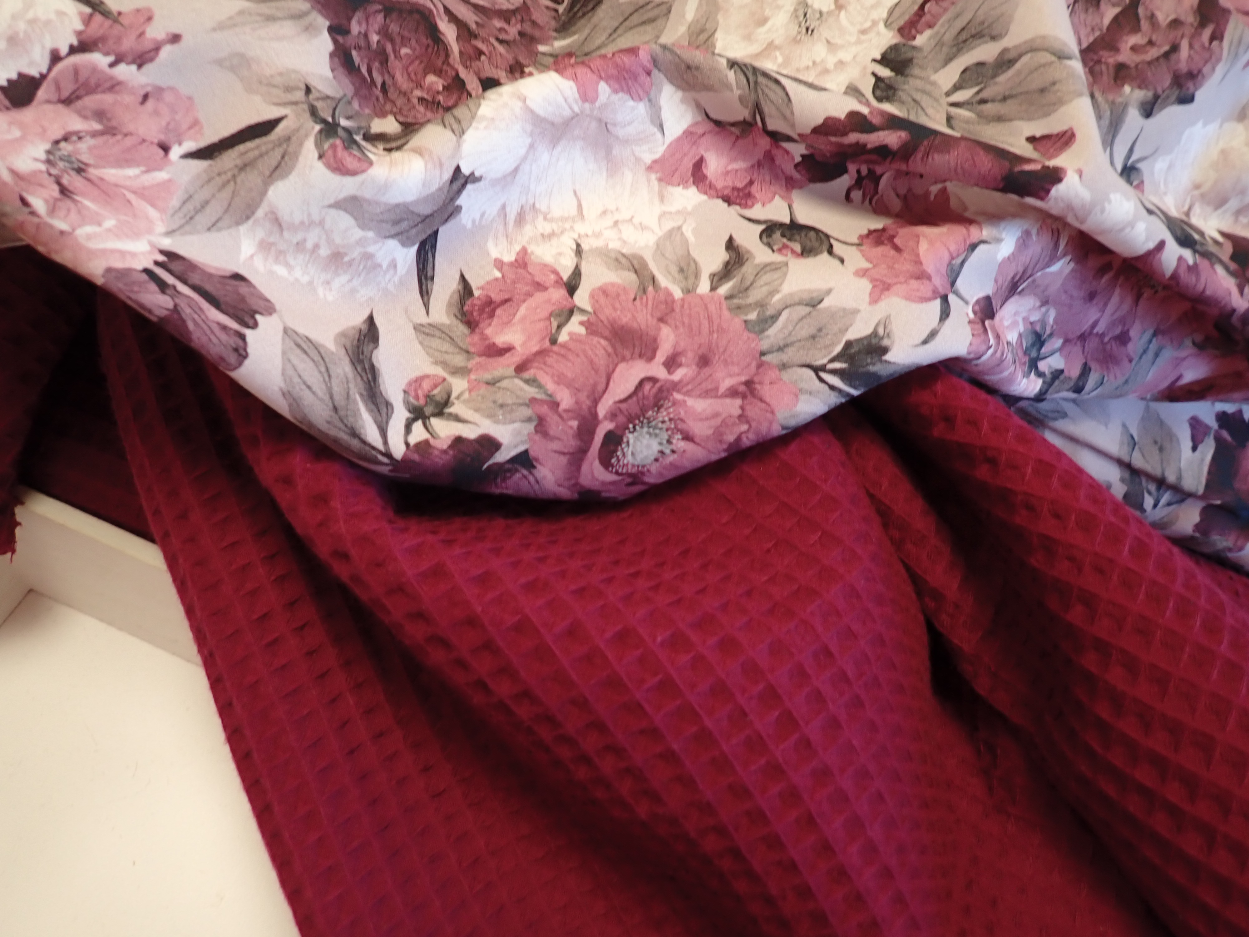 LÁTKA - VAFLE - BORDO