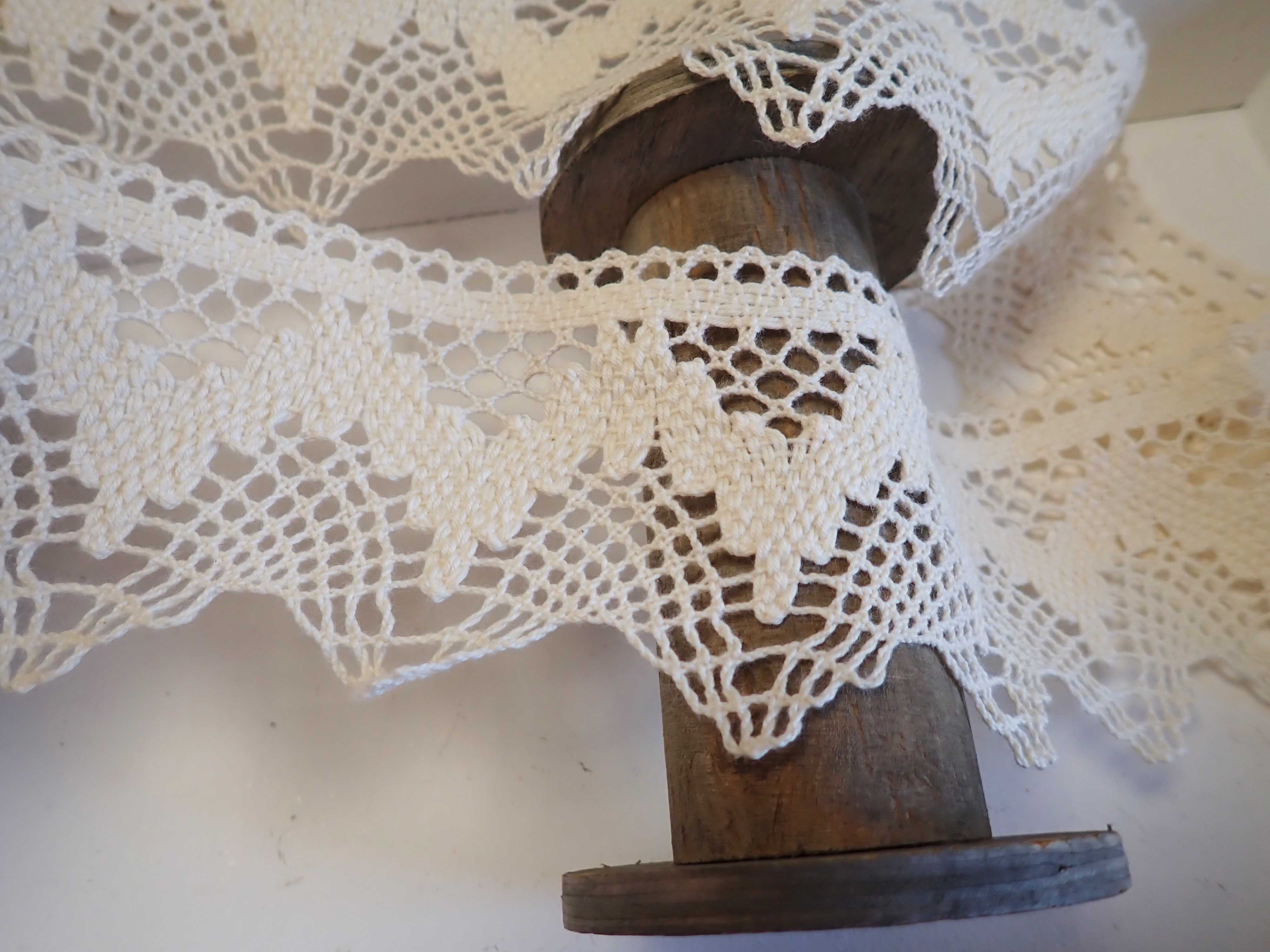 krajka - paličkovaná - přírodní - šíře 80 mm