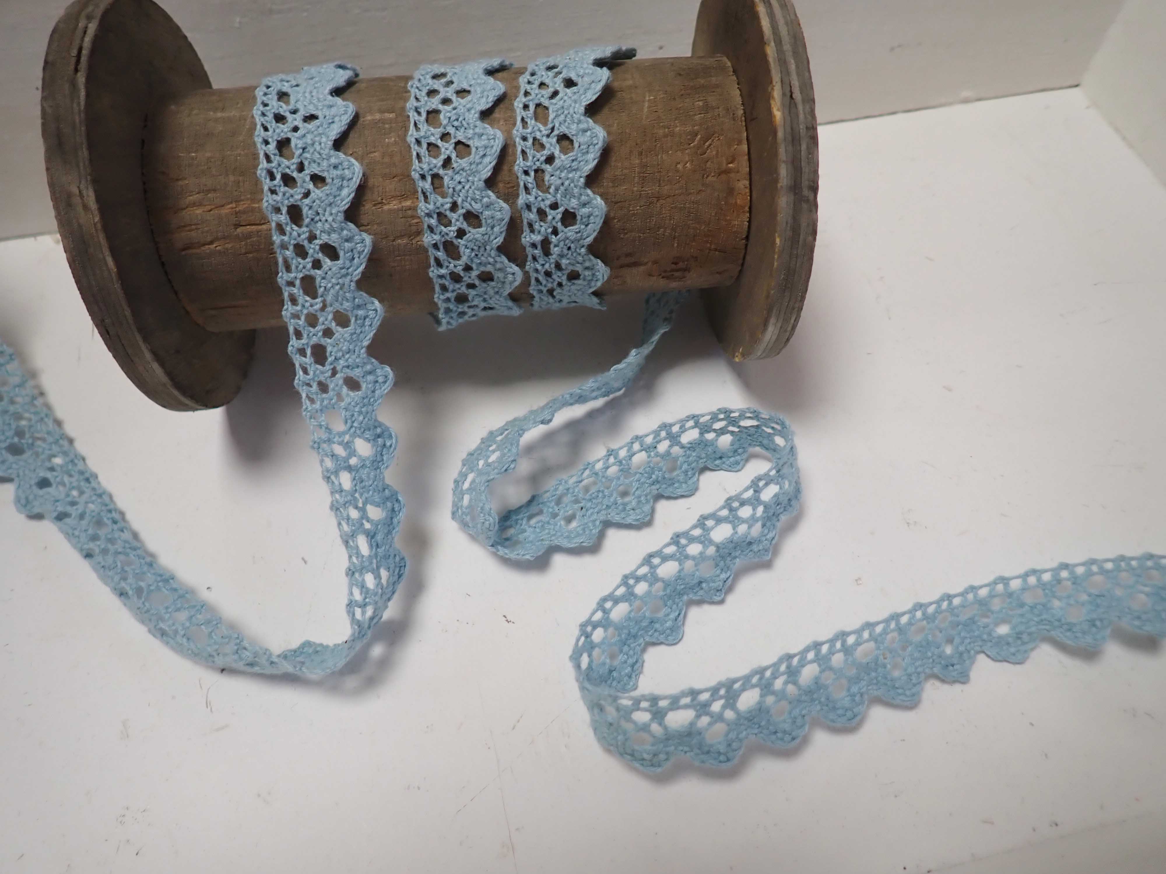 krajka - paličkovaná - modrá - šíře 17 mm