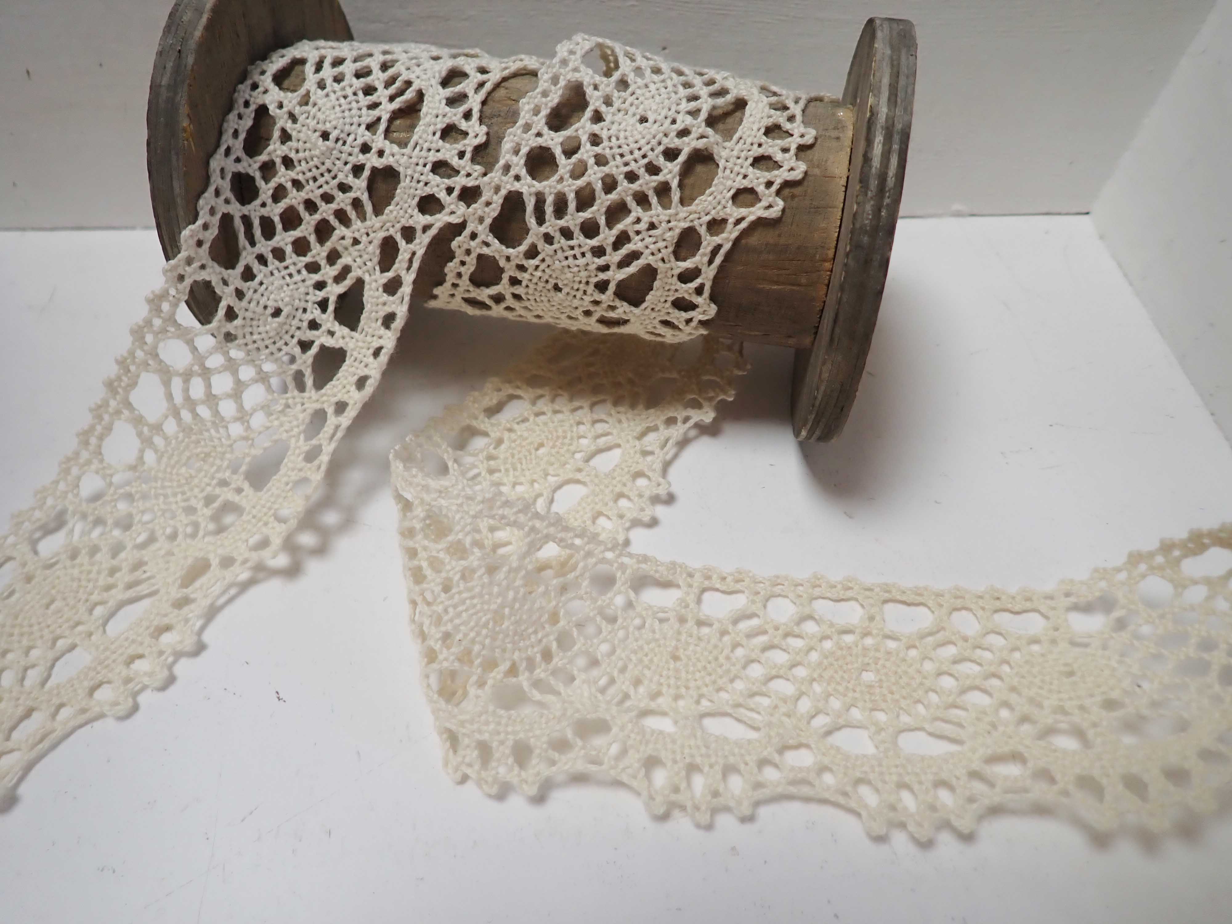 krajka - paličkovaná - režná (přírodní) - šíře 45 mm