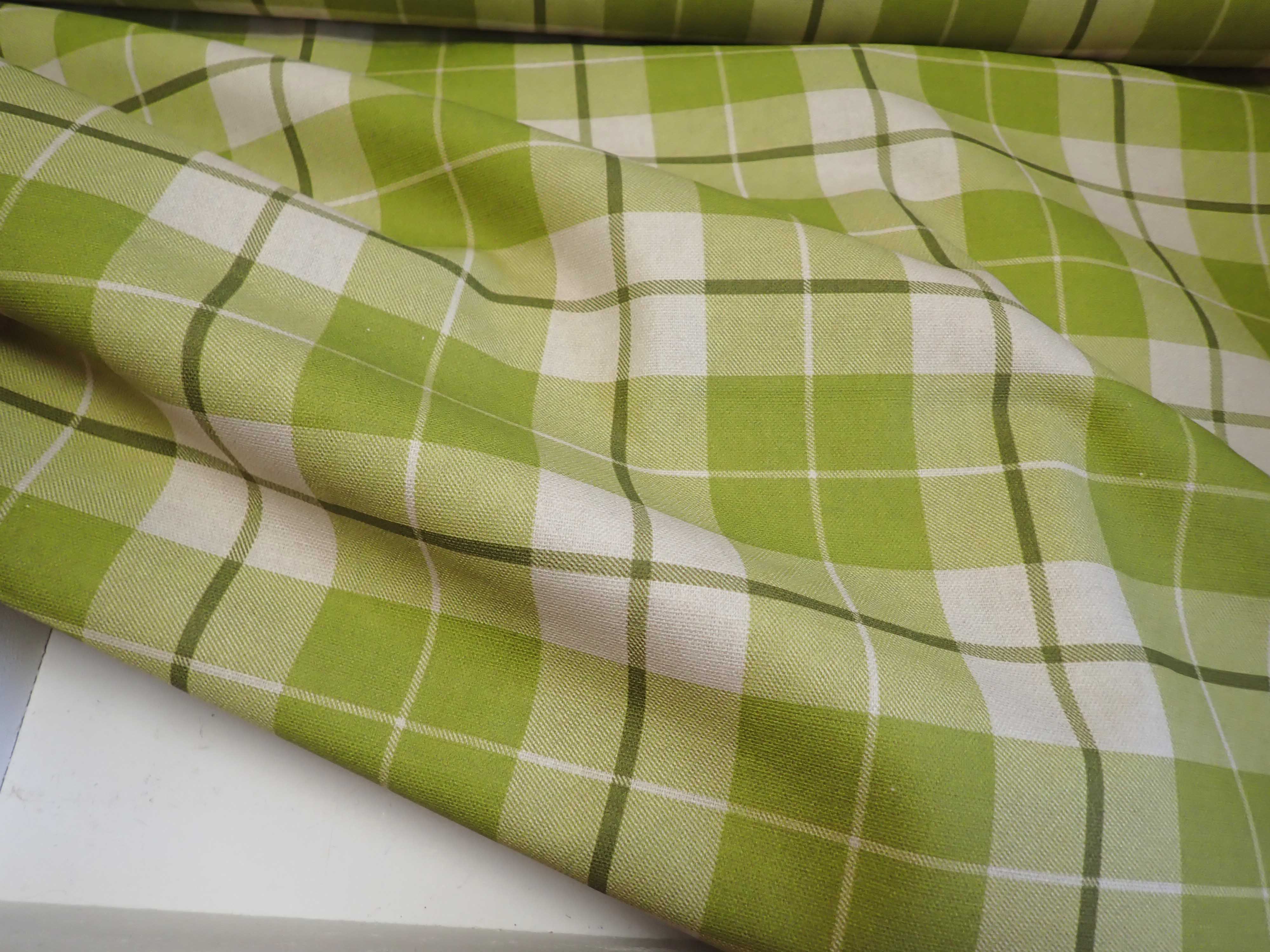 LÁTKA - REŽNÁ - ZELENÁ KOSTIČKA