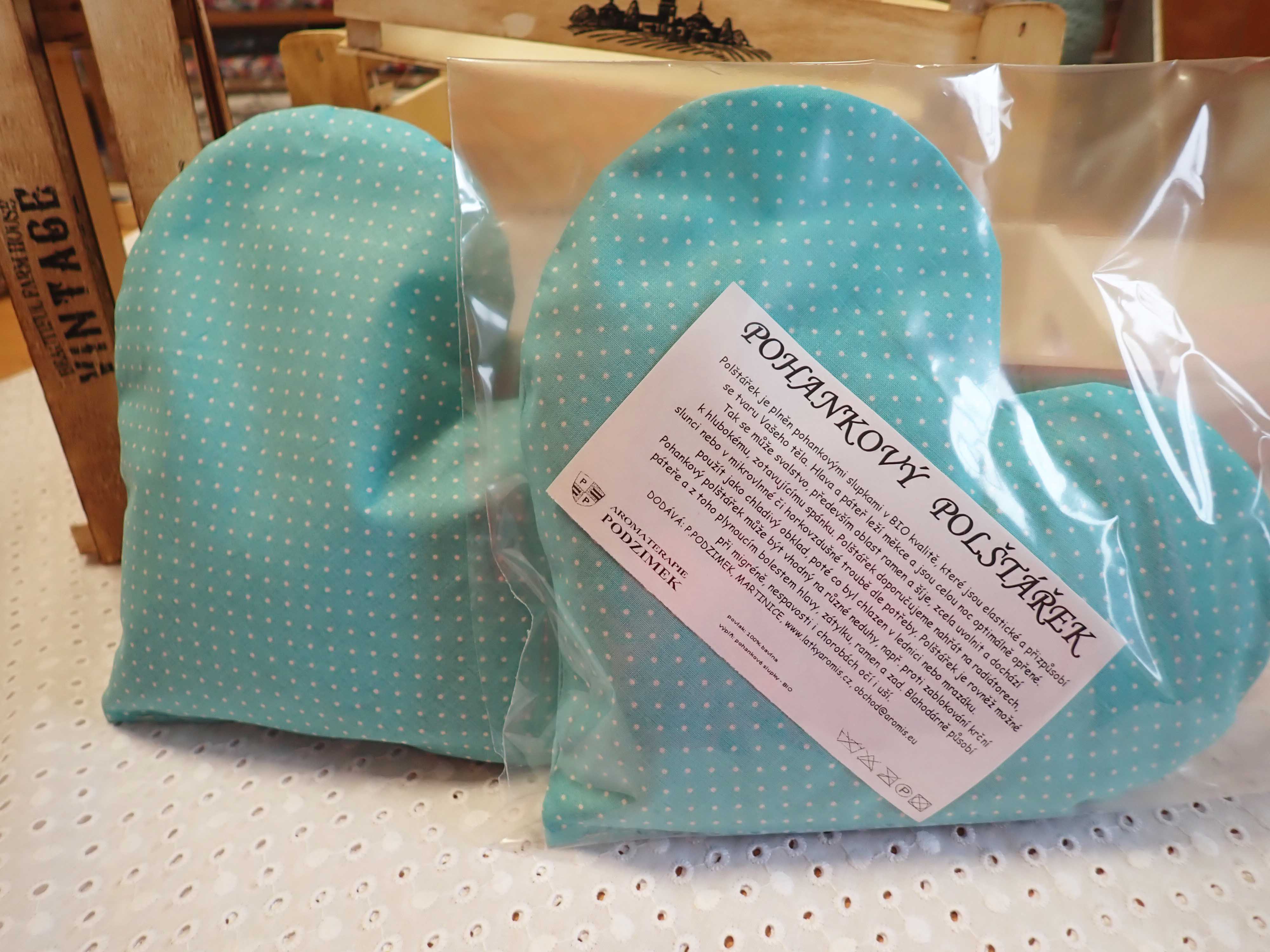 NAHŘÍVACÍ POHANKOVÝ POLŠTÁŘEK - SRDÍČKO