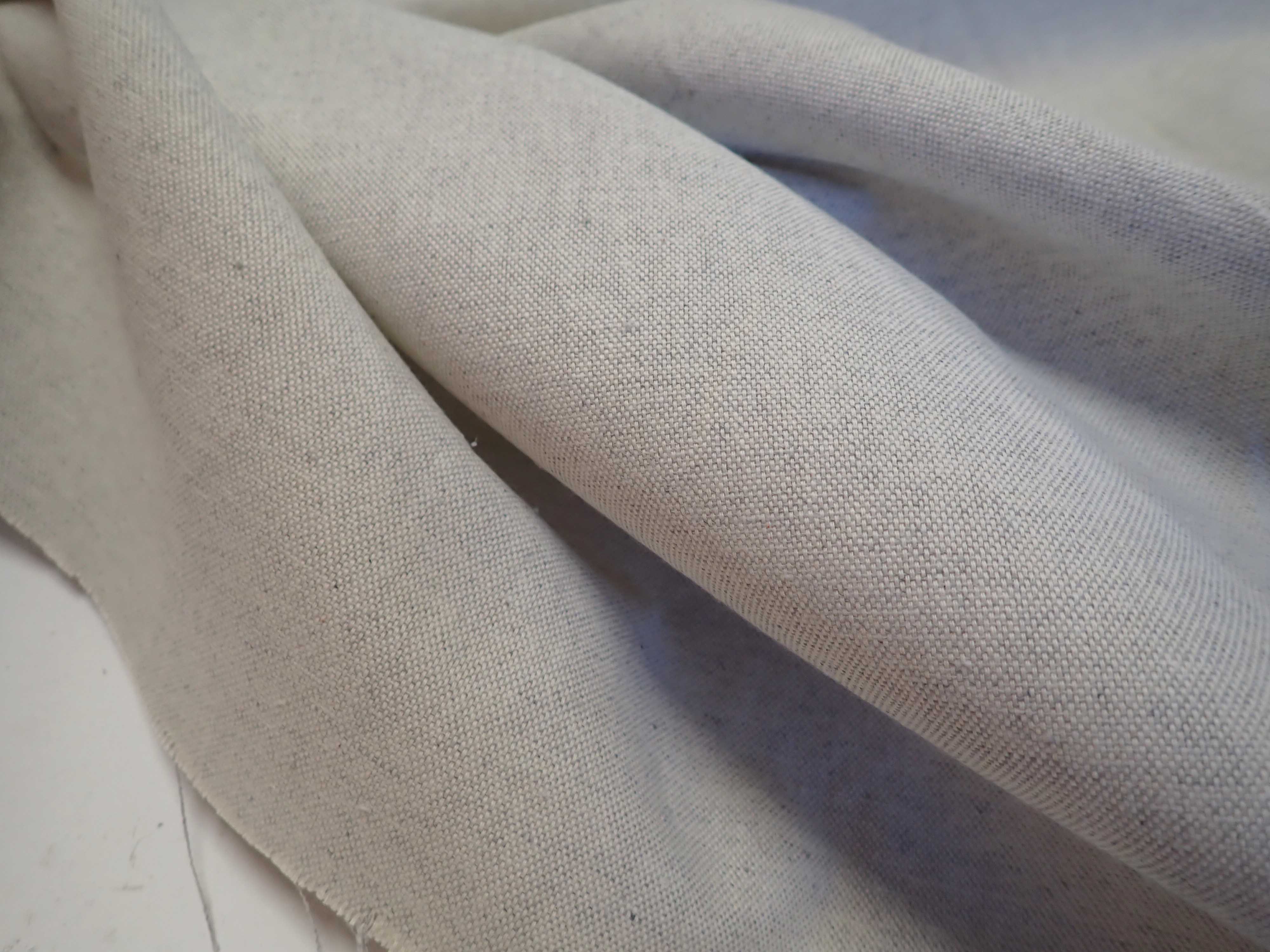 LÁTKA - REŽNÁ - SVĚTLE ŠEDÁ JEDNOBAREVNÁ