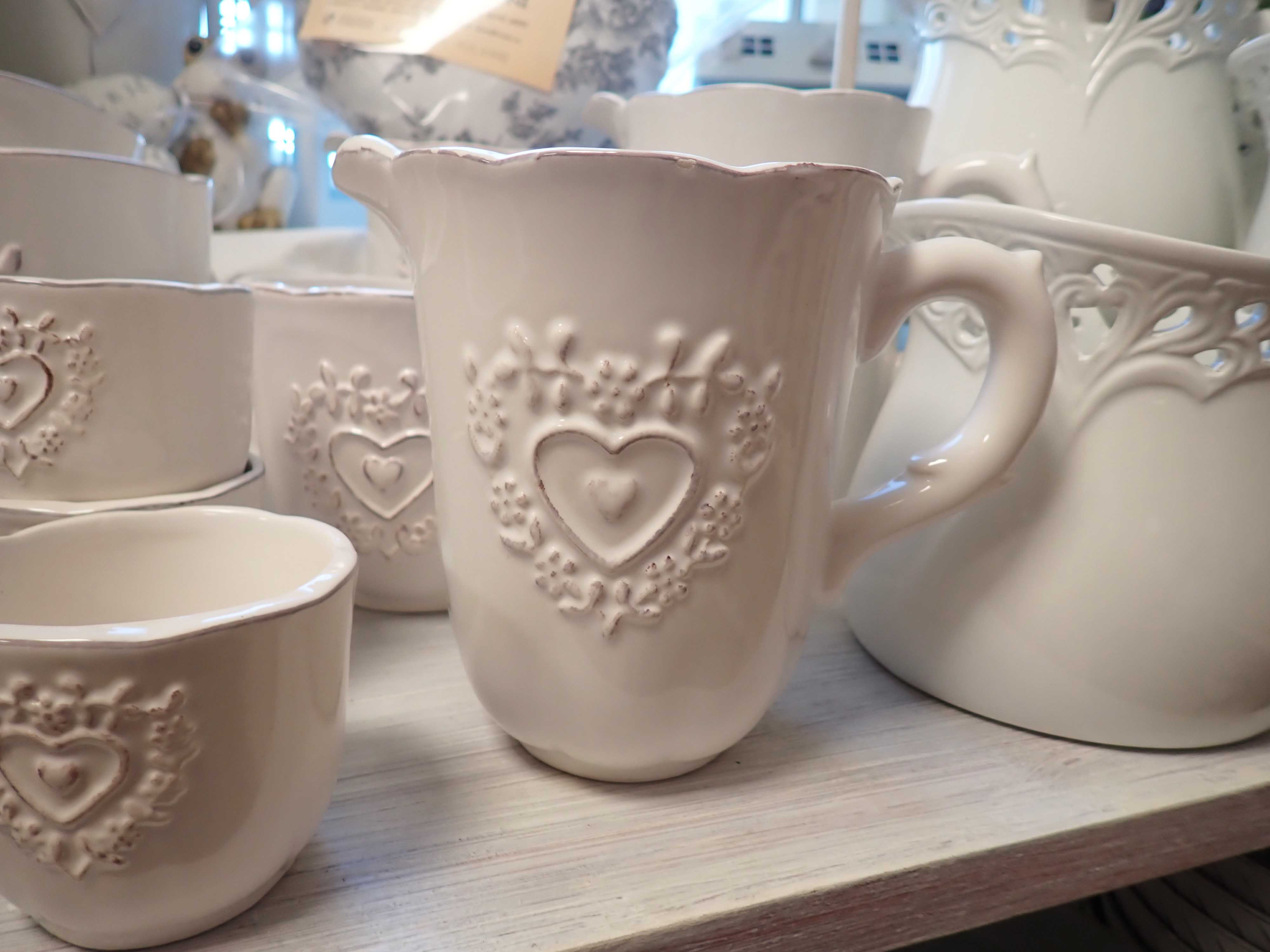 KONVIČKA - DŽBÁNEK - SRDÍČKO