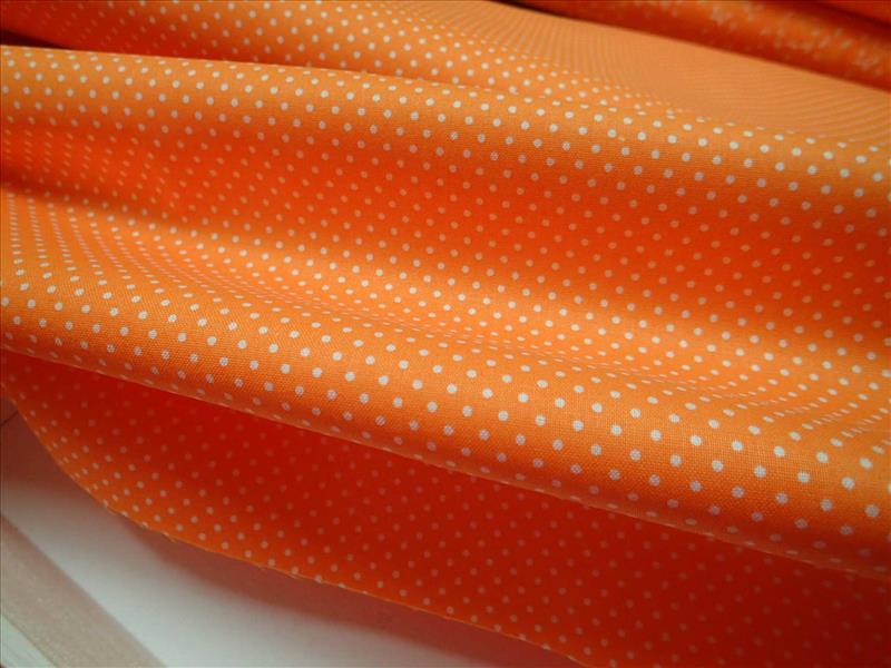 LÁTKA - ORANŽOVÝ PUNTÍK