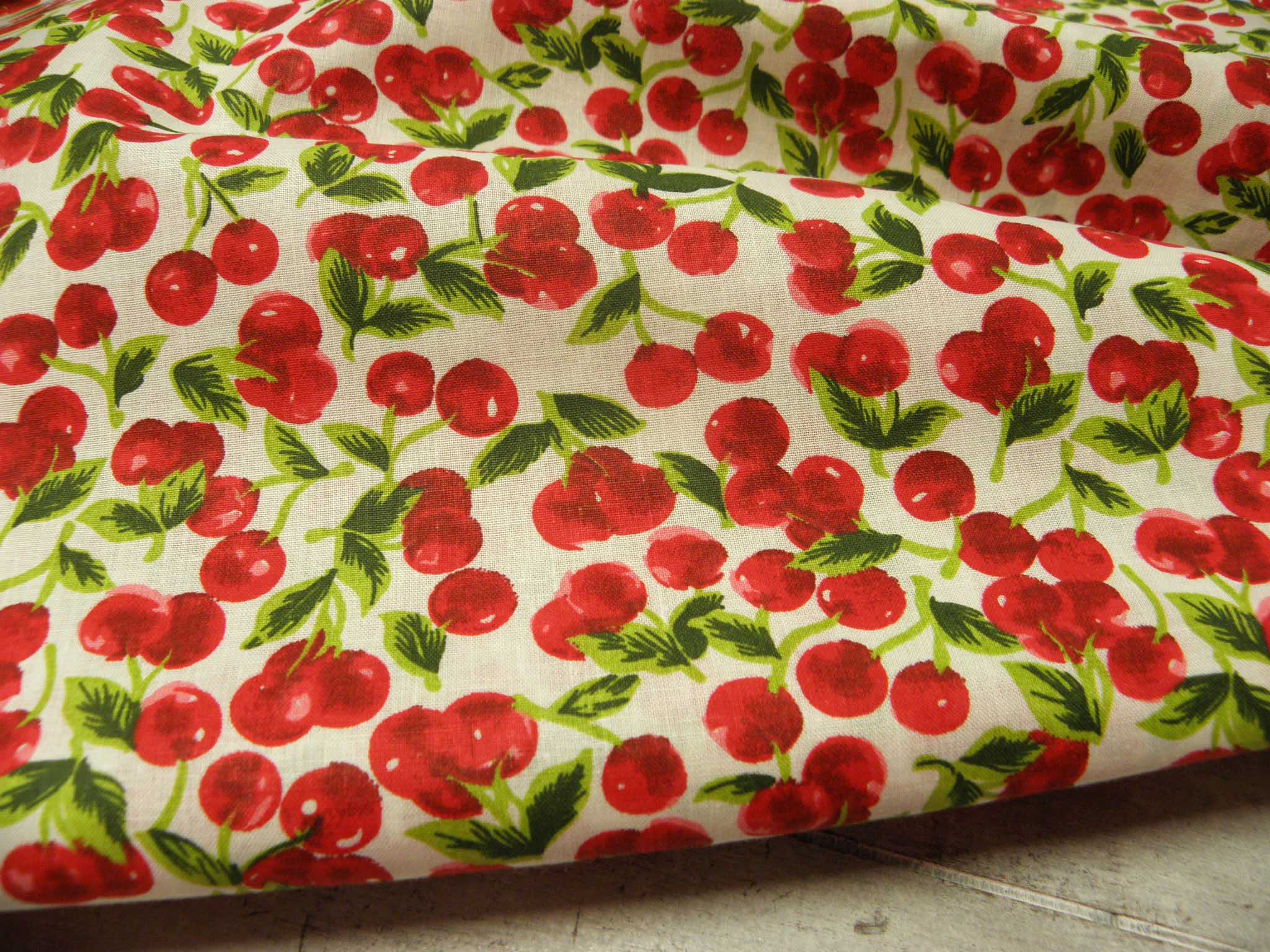 LÁTKA - TŘEŠÍNKY