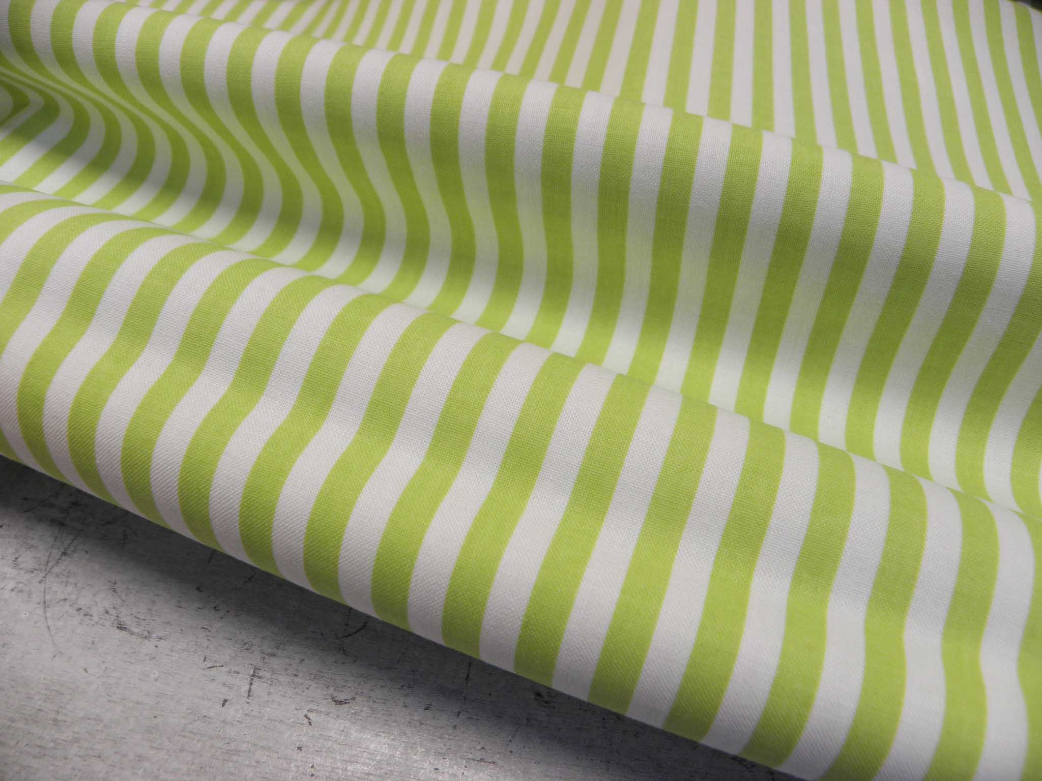 LÁTKA - SVĚTLE ZELENÉ PROUŽKY