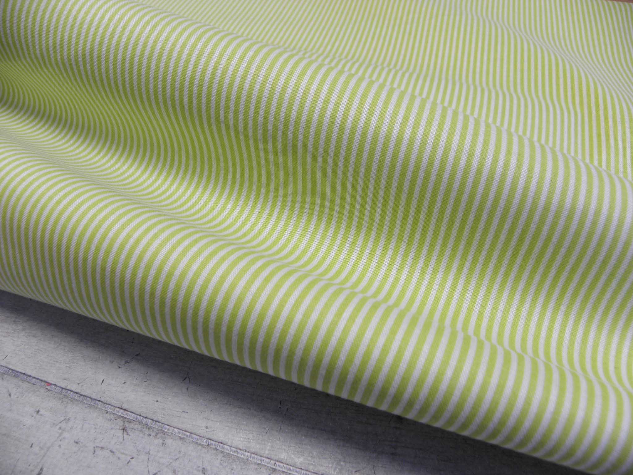 LÁTKA - SVĚTLE ZELENÝ PROUŽEK