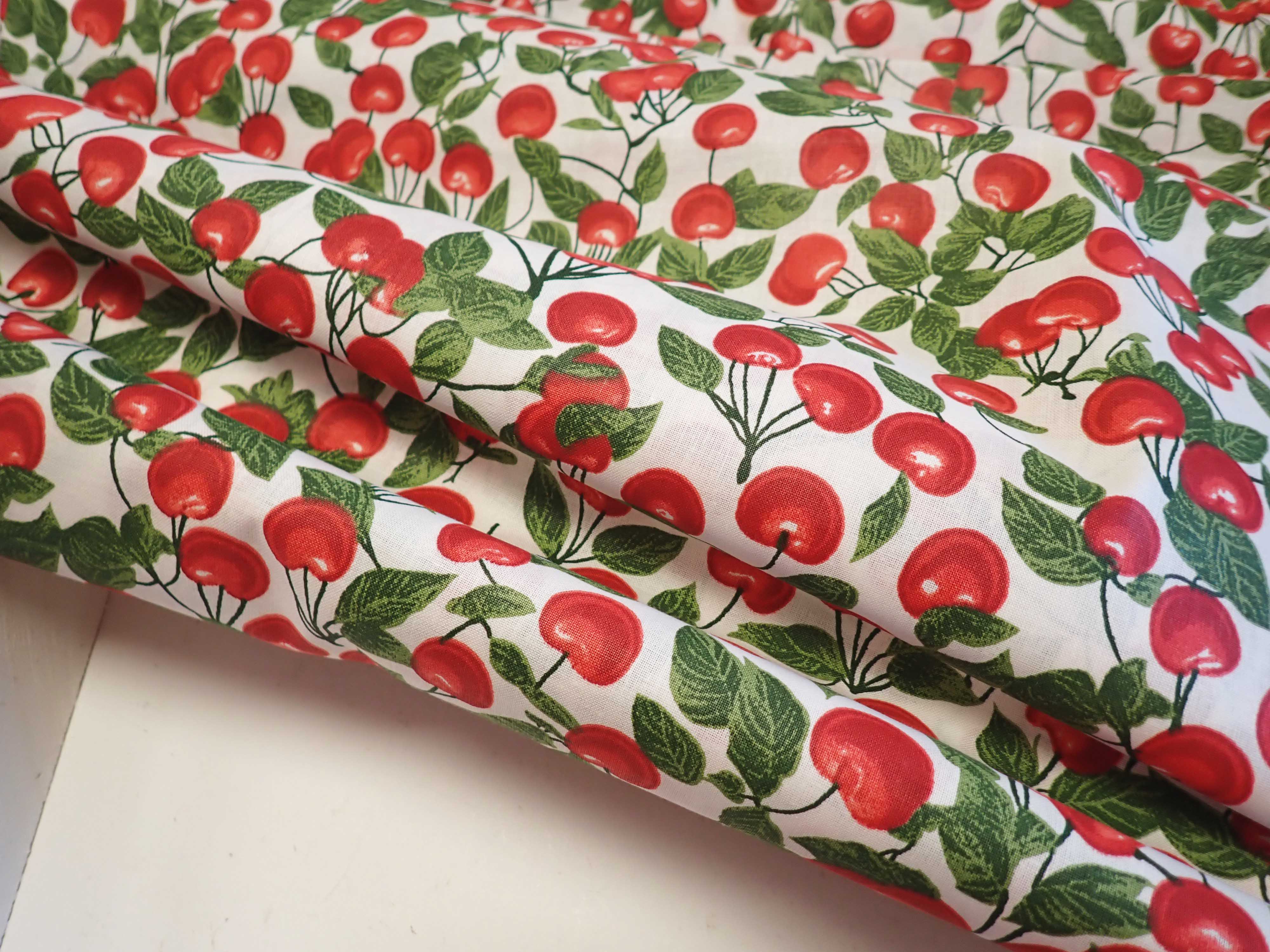 LÁTKA - TŘEŠÍNKY - TŘEŠNĚ