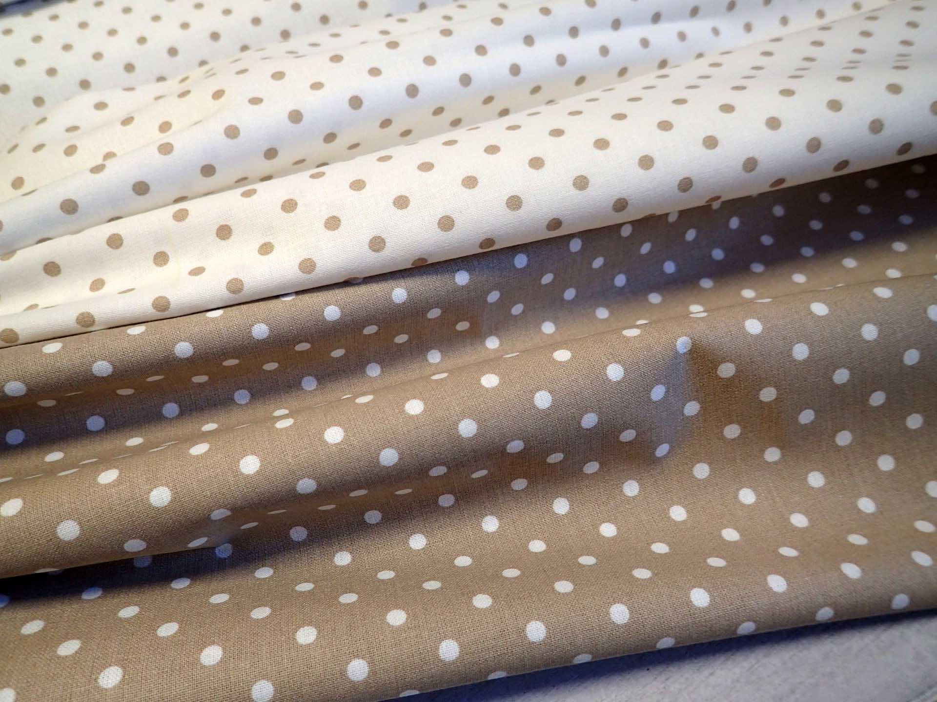 LÁTKA - SVĚTLÁ + BÉŽOVÝ PUNTÍK