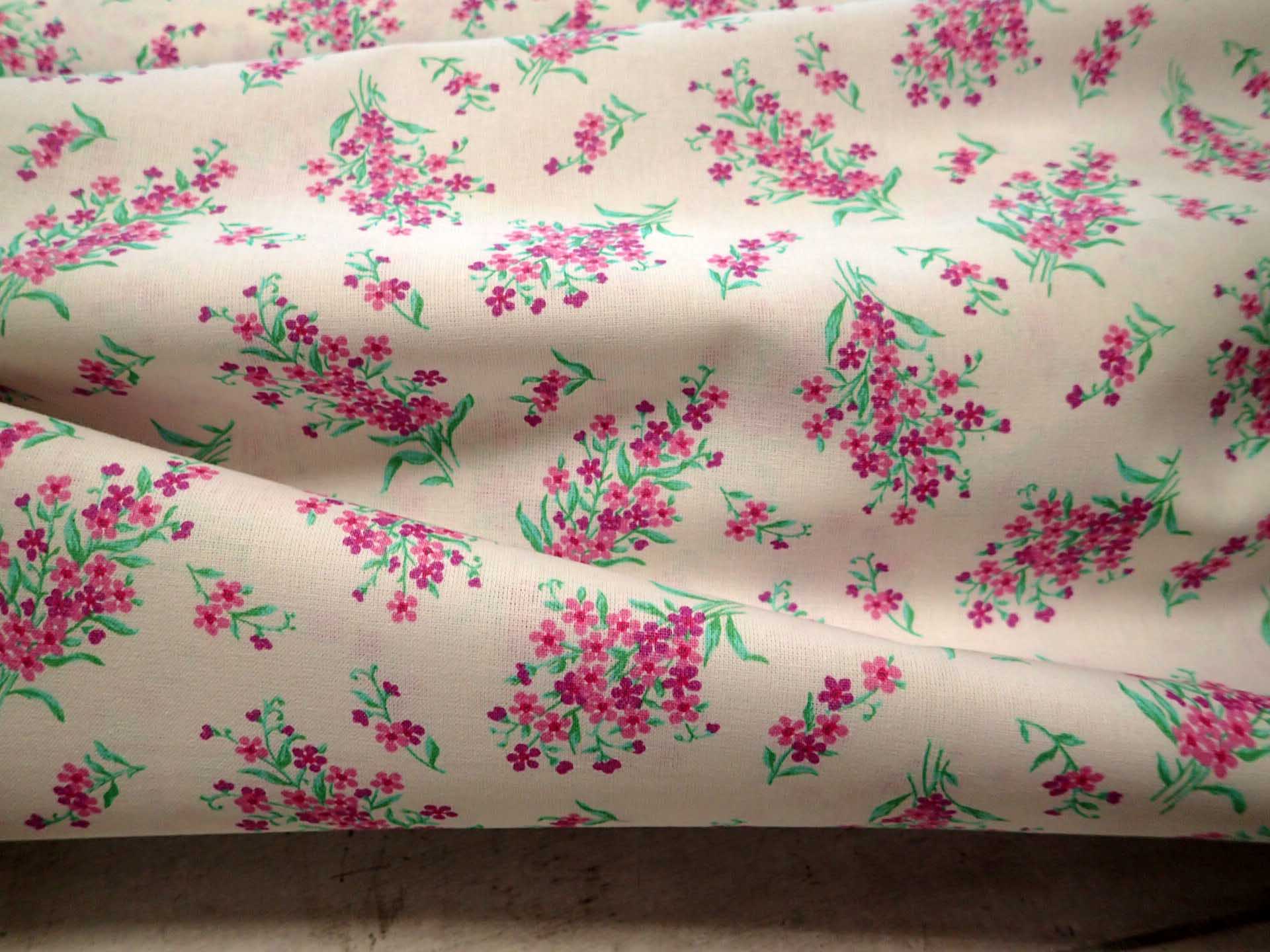 LÁTKA - FIALOVÉ KYTIČKY