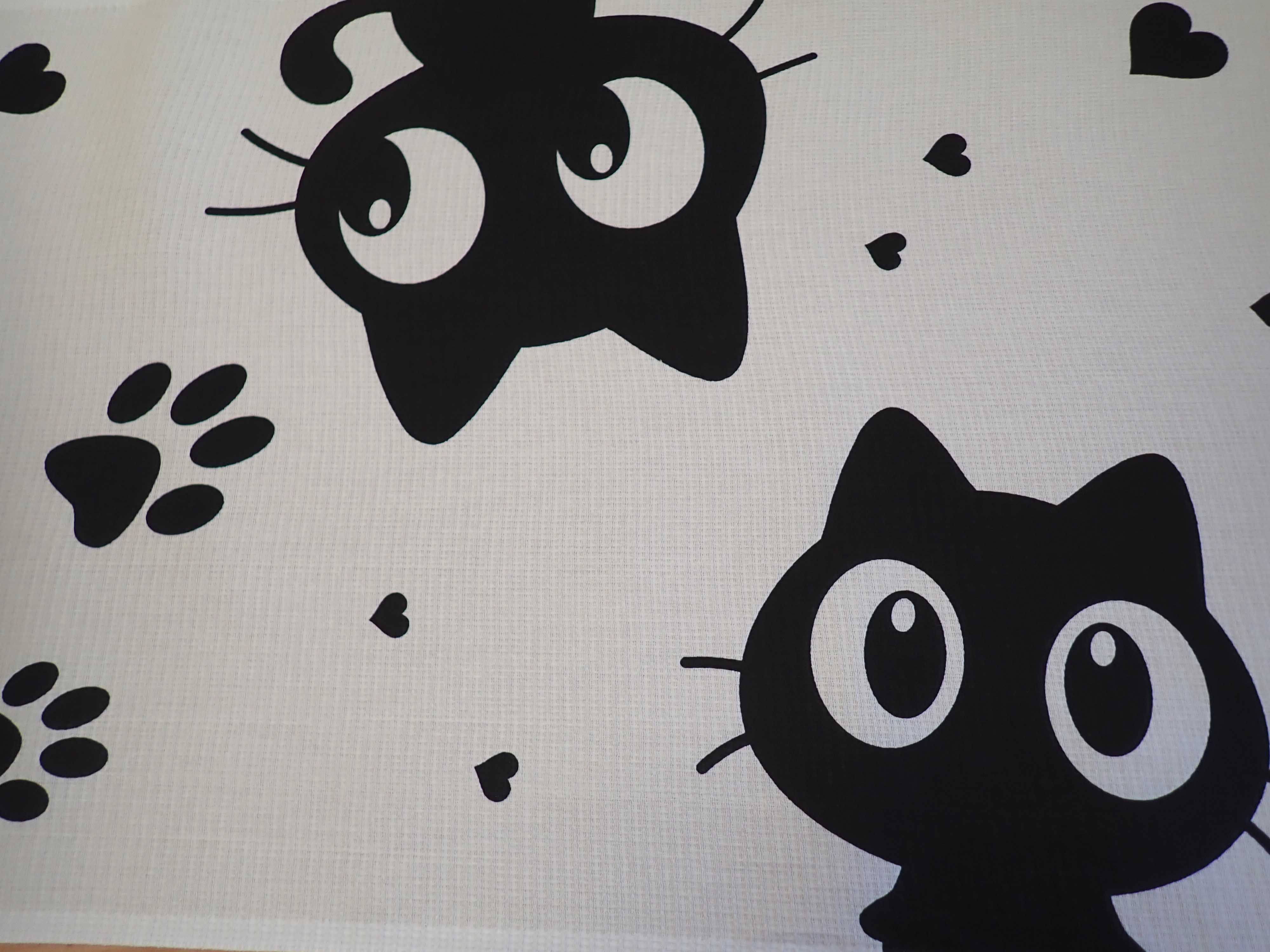 LÁTKA - VAFLE - UTĚRKOVINA - KOČKY + TLAPIČKY