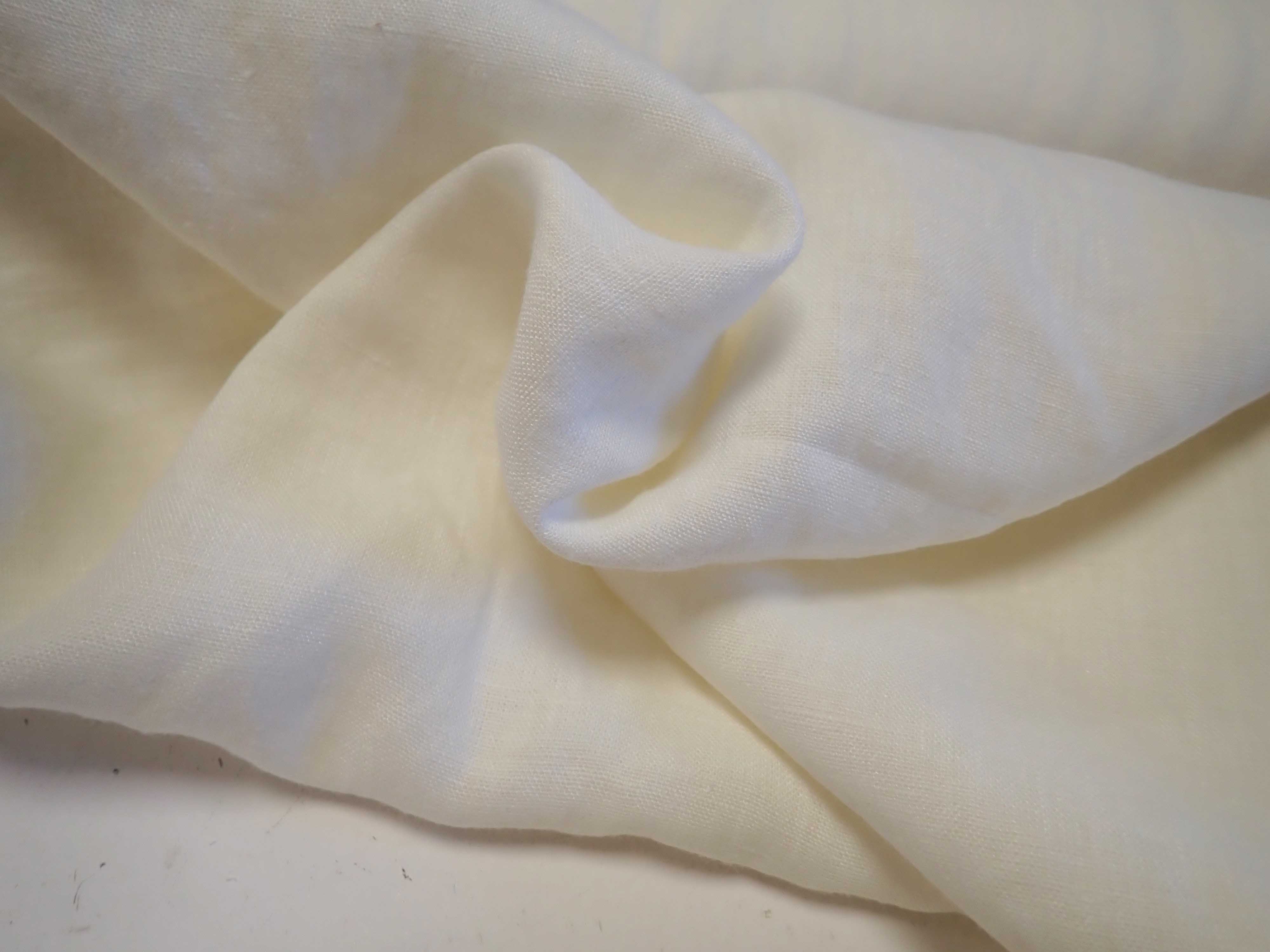 LÁTKA - LEN - SVĚTLE SMETANOVÝ