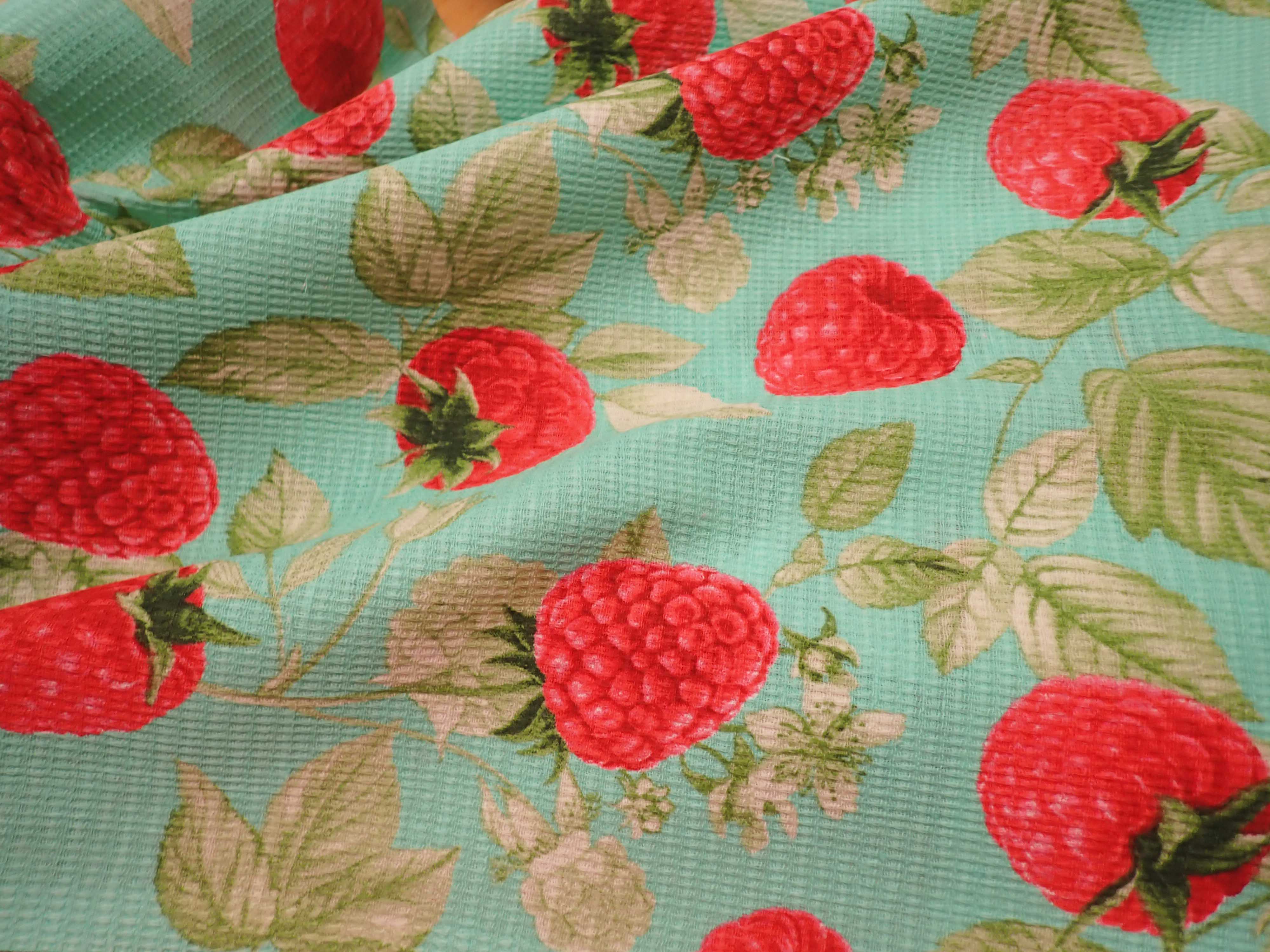 LÁTKA - VAFLE - UTĚRKOVINA - MALINY