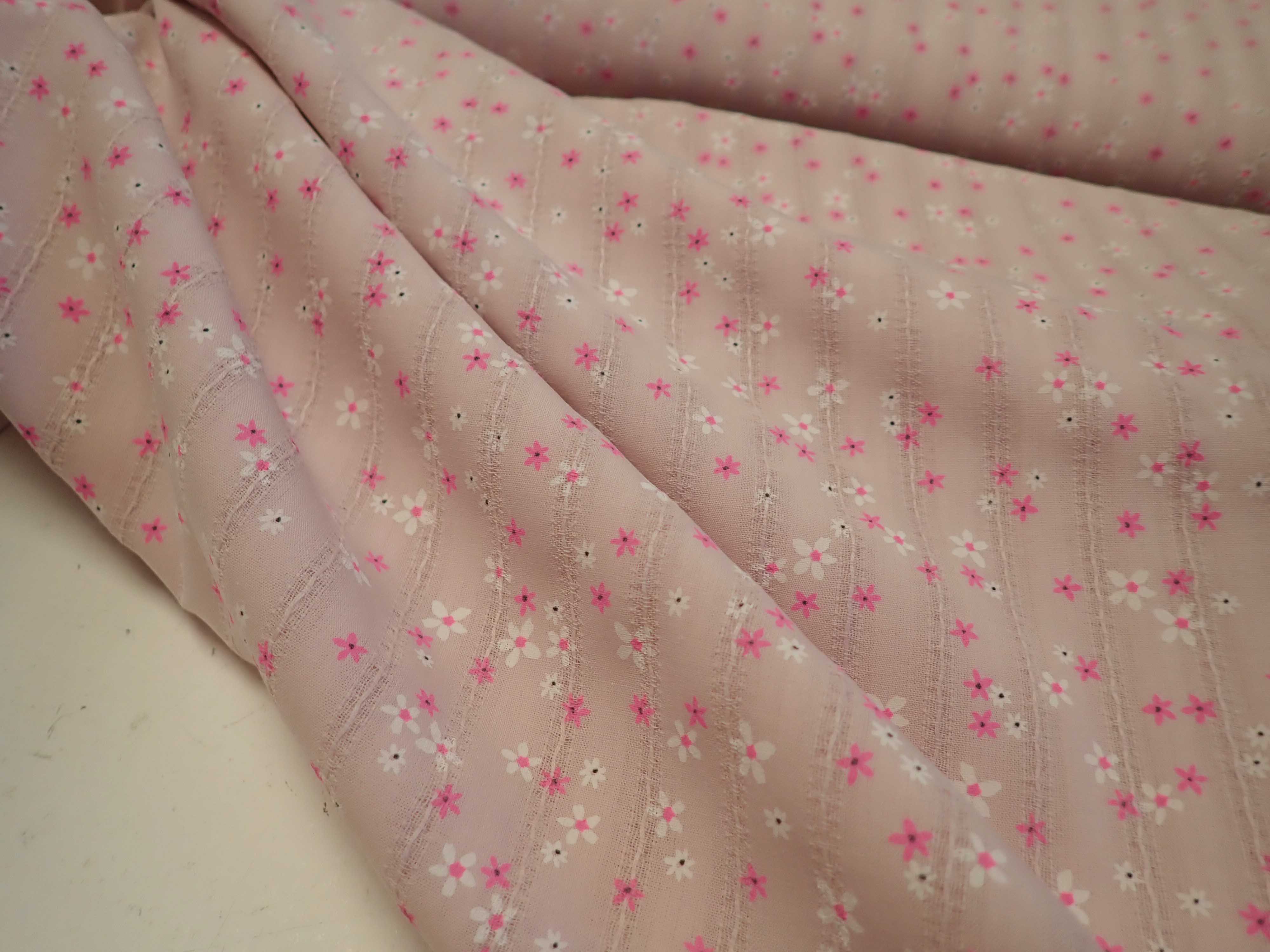 LÁTKA - RŮŽOVÁ - KYTIČKY