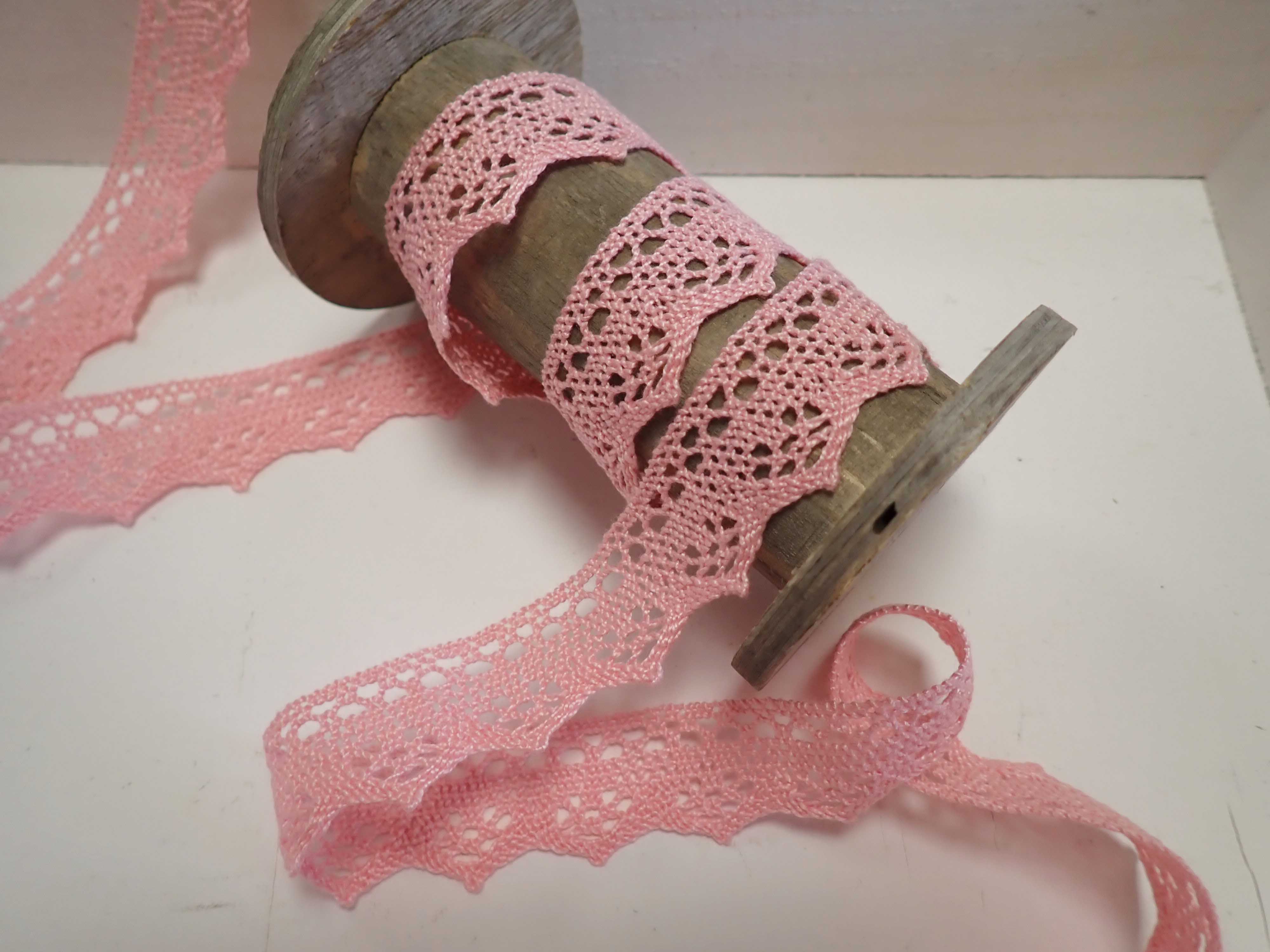 KRAJKA - PALIČKOVANÁ - SVĚTLE RŮŽOVÁ