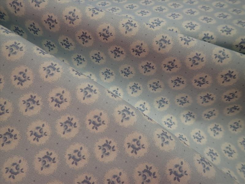 LÁTKA - RŮŽIČKY - DO MODRA