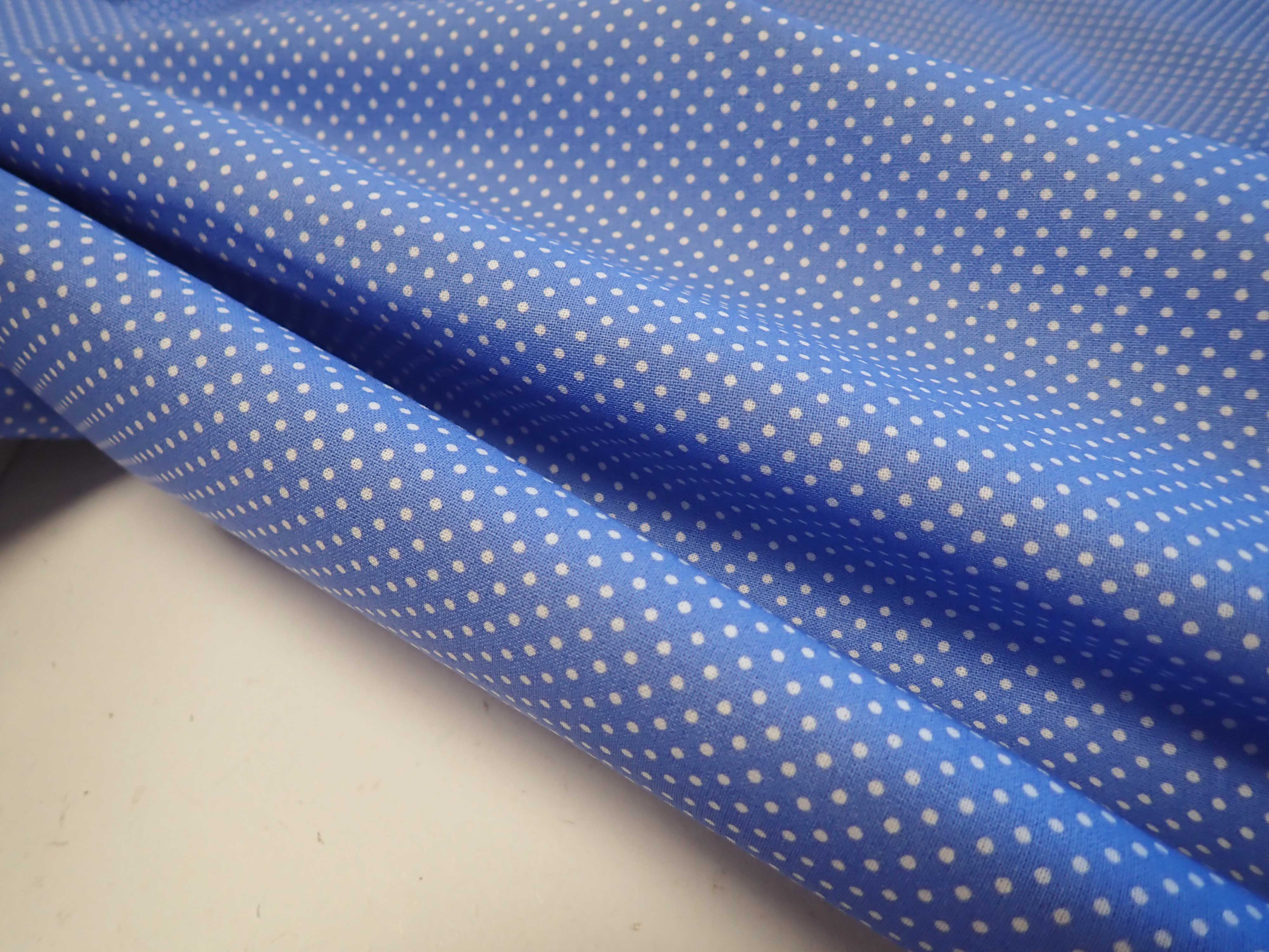 LÁTKA - SVĚTLE MODRÁ + BÍLÝ PUNTÍK