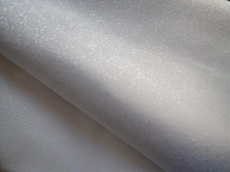 LÁTKA - BÍLÁ + BÍLÉ LÍSTEČKY