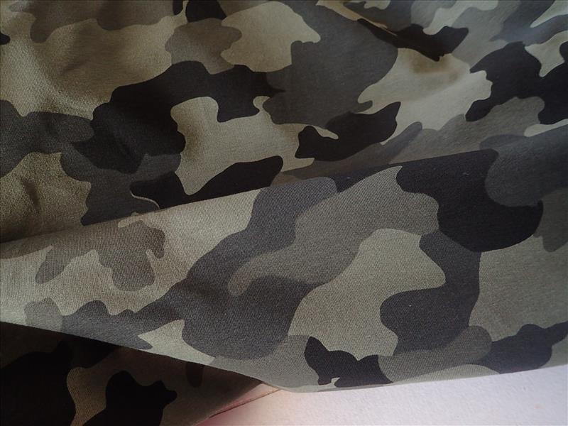 TEPLÁKOVINA - ZELENÁ MASKÁČOVÁ