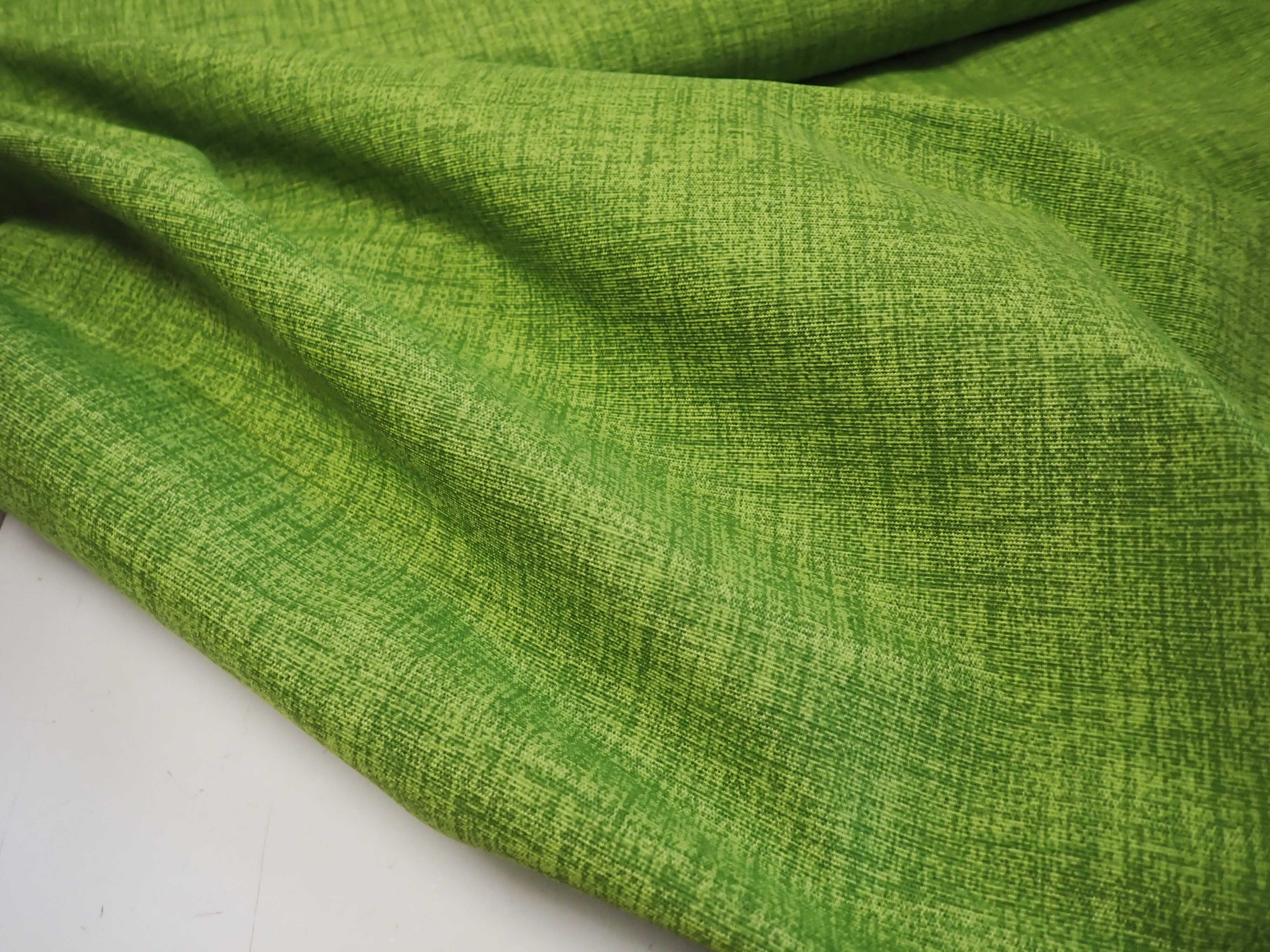 LÁTKA - ZELENÁ ŽIHANÁ POTAHOVKA