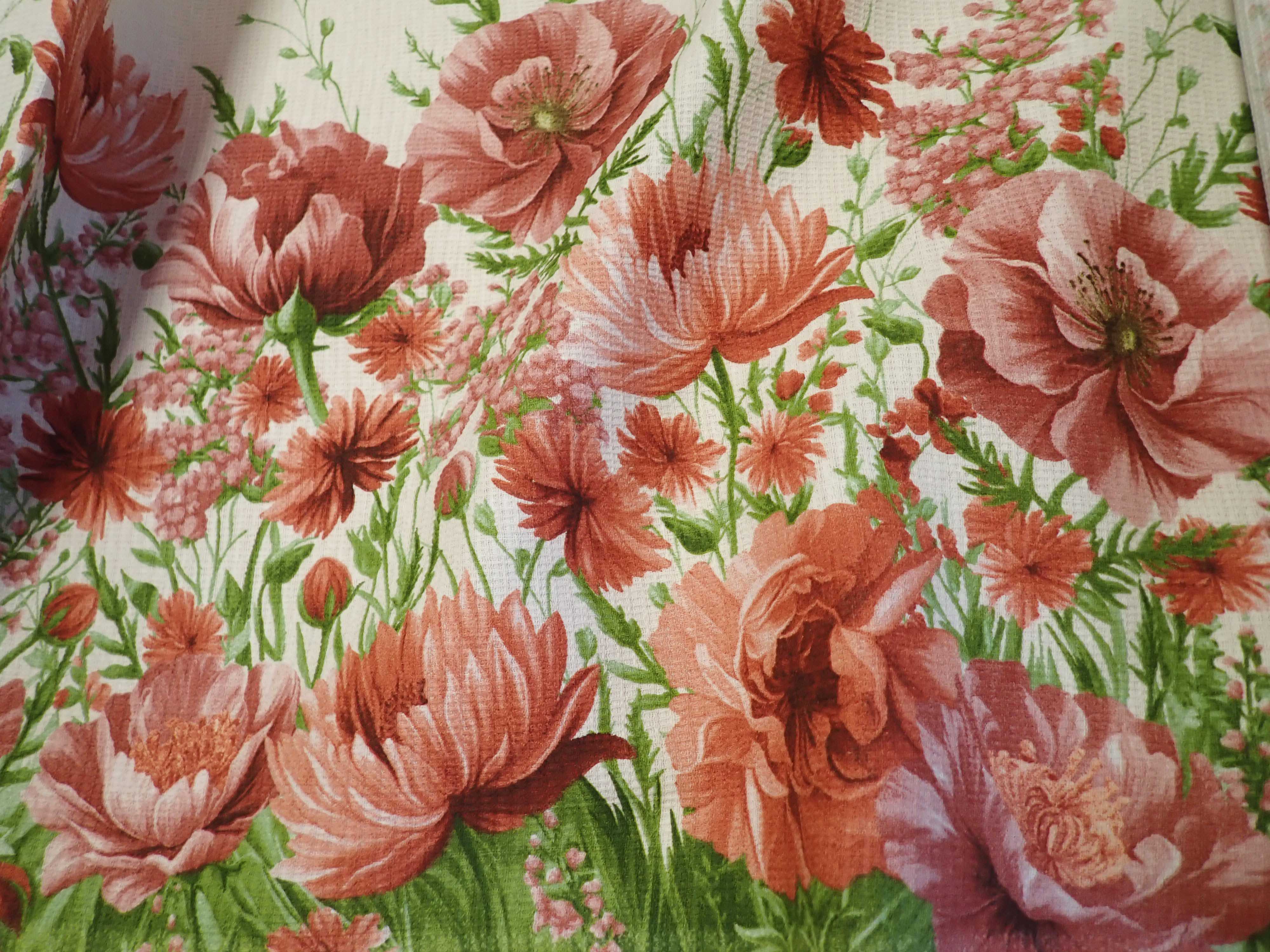 LÁTKA - VAFLE - UTĚRKOVINA - KVĚTY