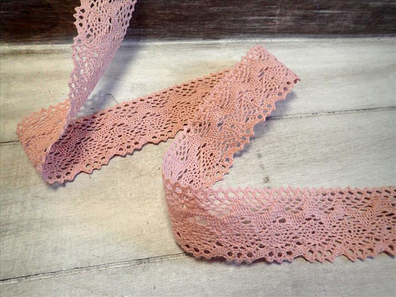 krajka - paličkovaná - SVĚTLE STARORŮŽOVÁ