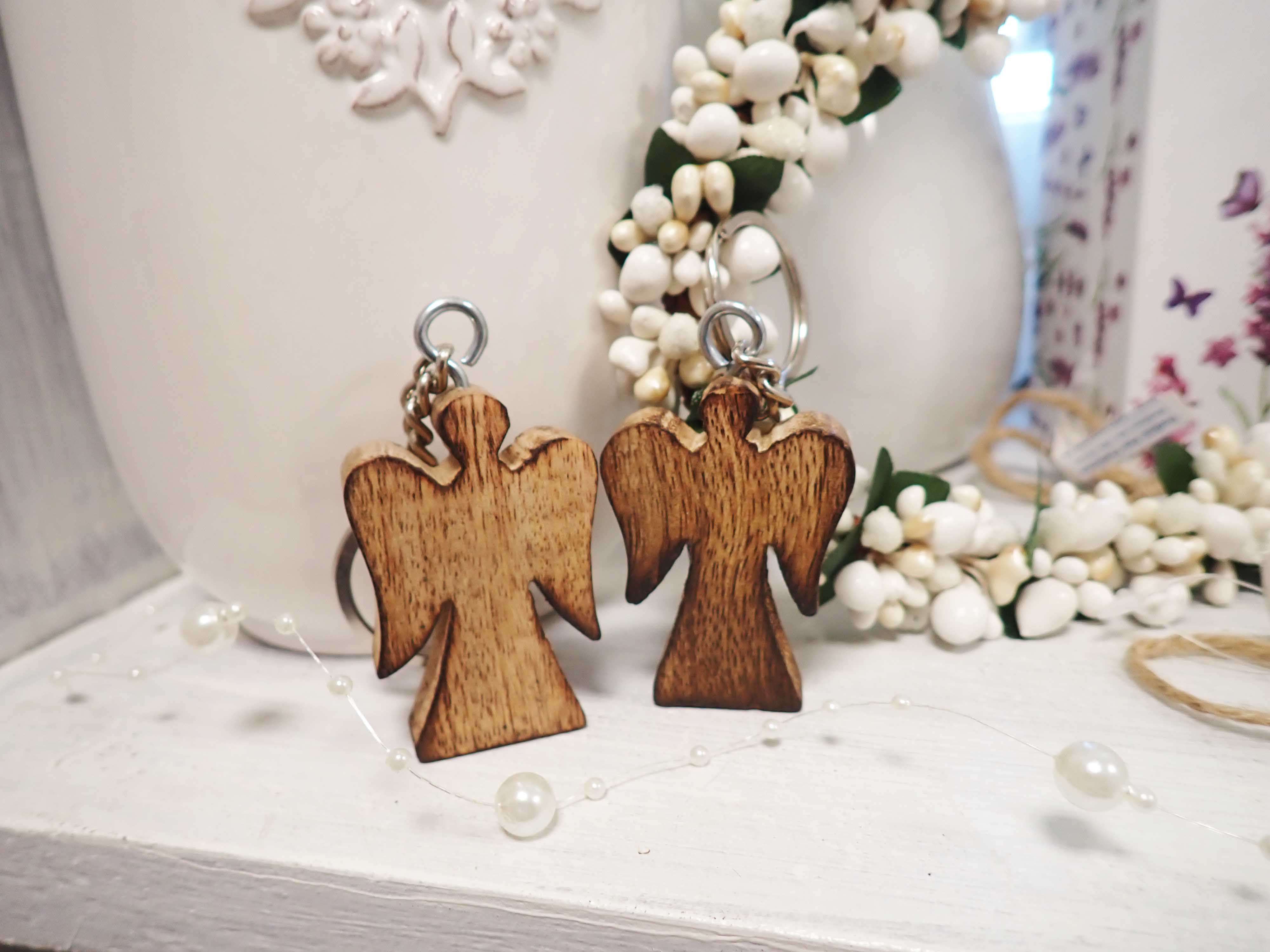 PŘÍVĚŠEK NA KLÍČE - DŘEVĚNÝ ANDÍLEK