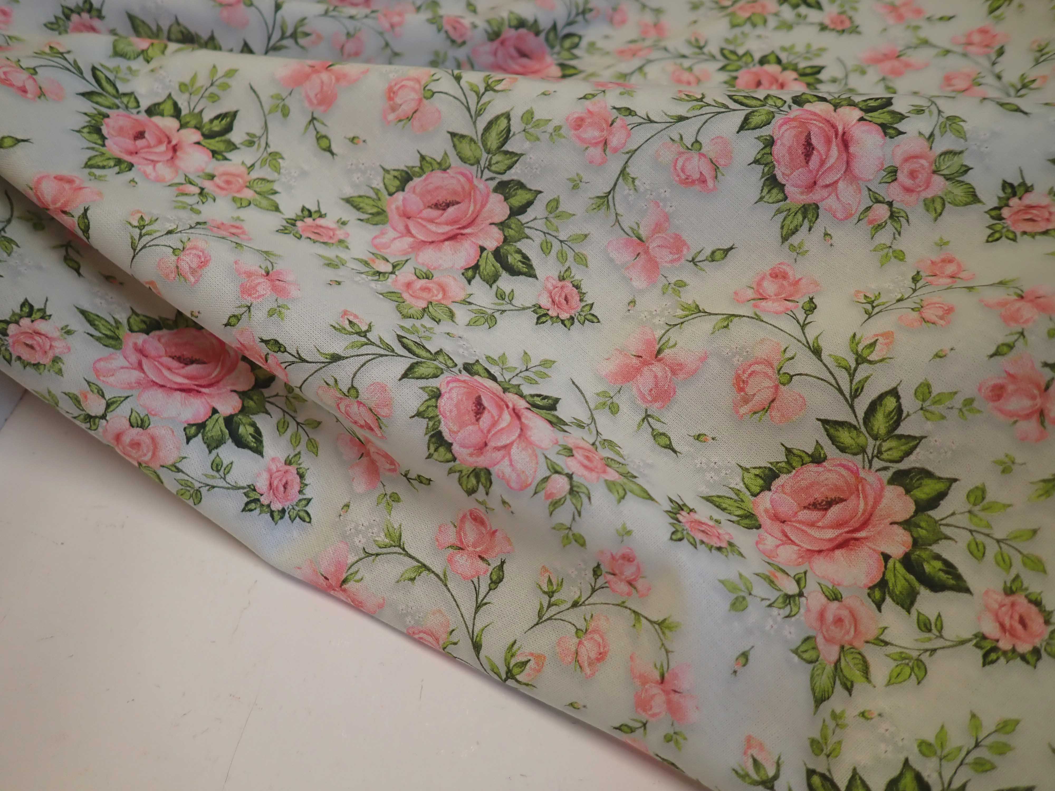 LÁTKA - POPELÍN - RŮŽIČKY