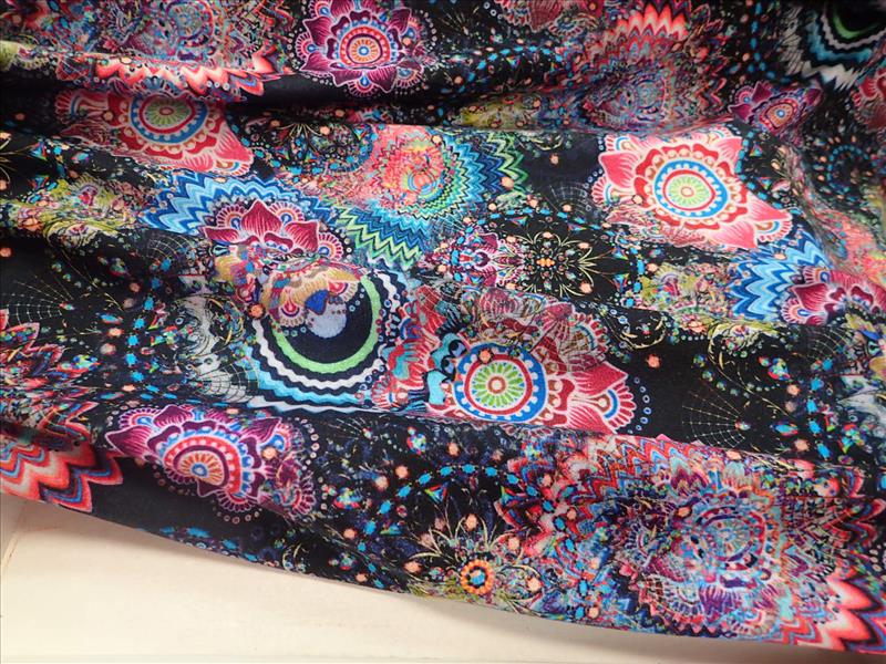 PLETENINA - JERSEY - BAREVNÉ MANDALY - FOTOTISK