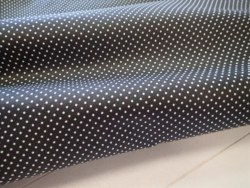 LÁTKA - ČERNÁ + BÍLÉ PUNTÍKY