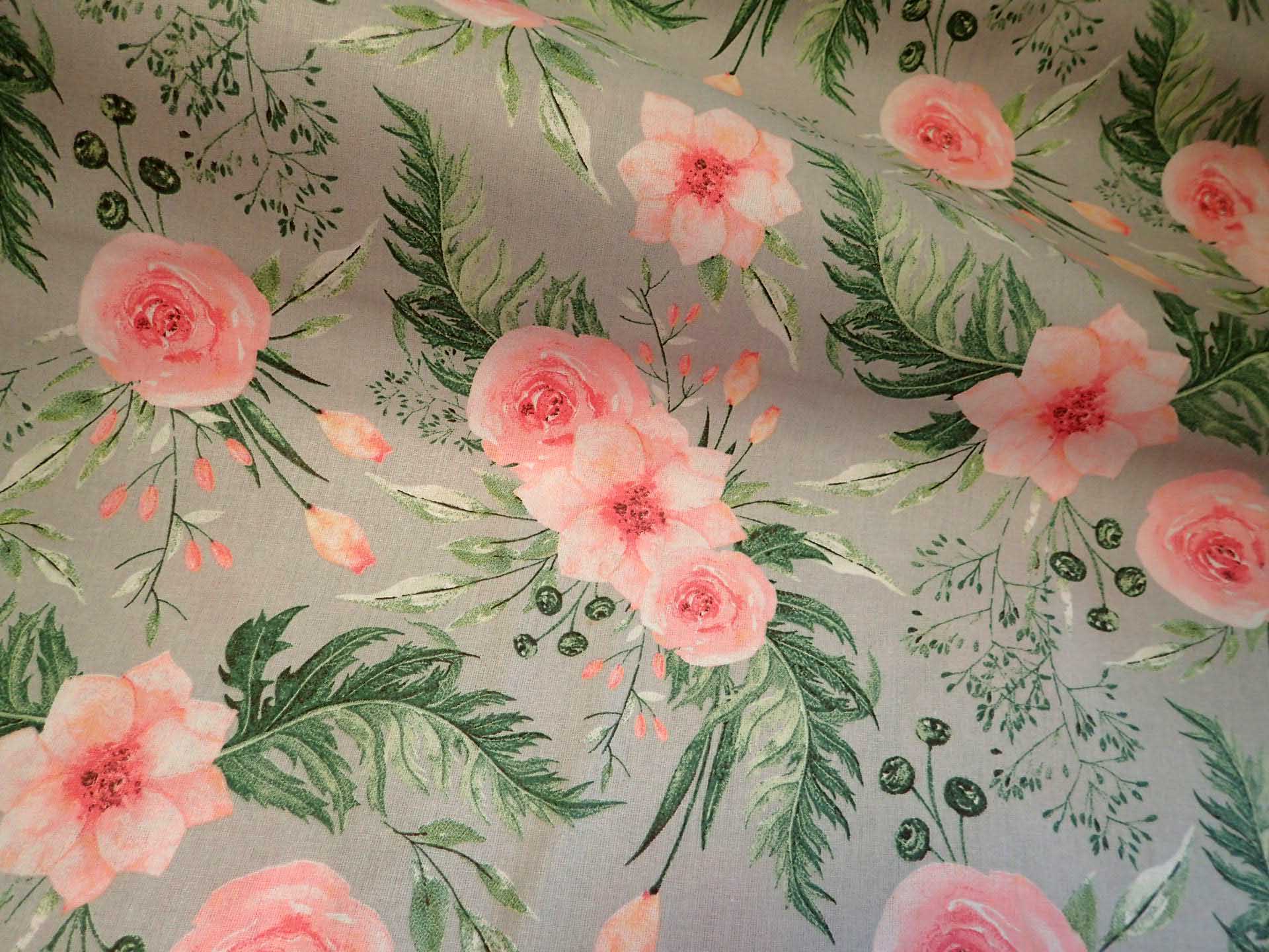 LÁTKA - RŮŽOVÉ KVĚTY + KAPRADÍ