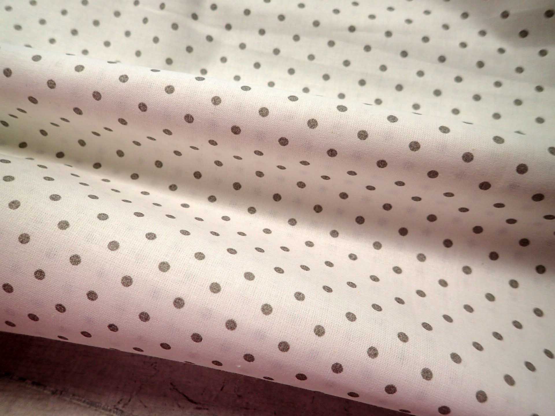 LÁTKA - BÍLÁ + ŠEDÝ PUNTÍK