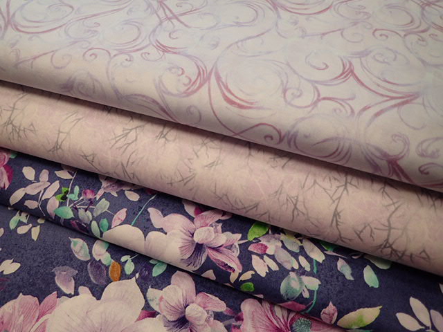 LÁTKA  - FIALOVÉ ORNAMENTY