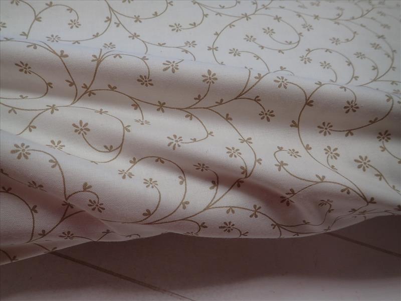 LÁTKA - BÉŽOVÉ VĚTVIČKY