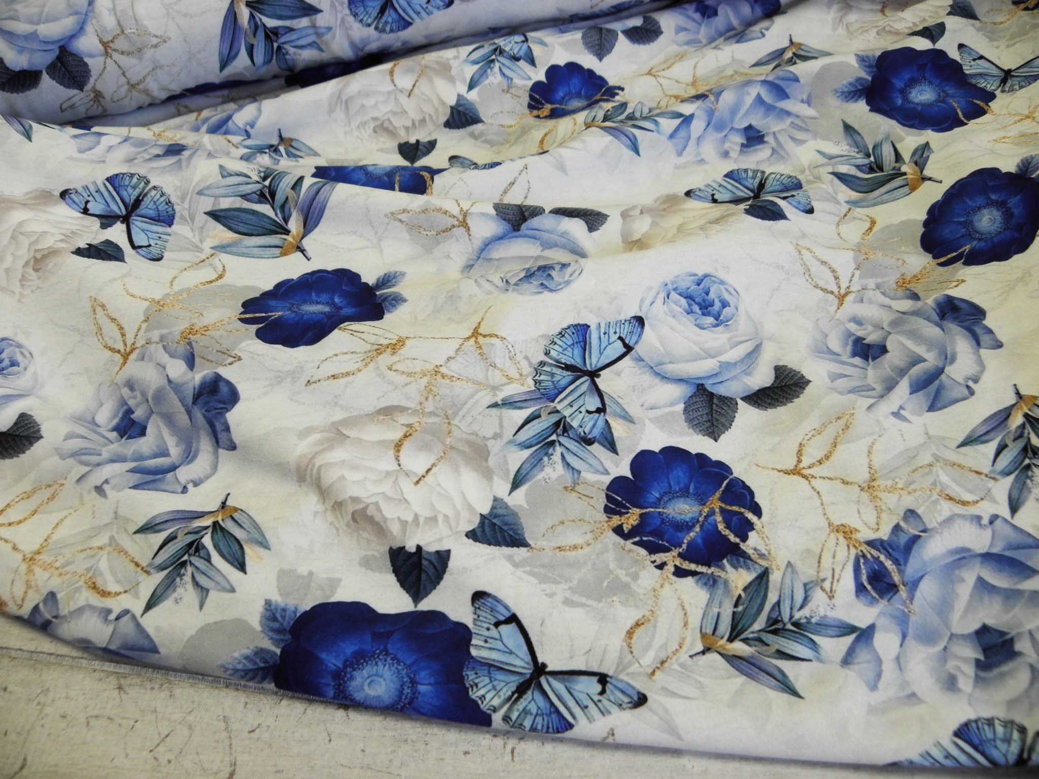 FUNKČNÍ ÚPLET - FOTOTISK - MOTÝL + RŮŽE