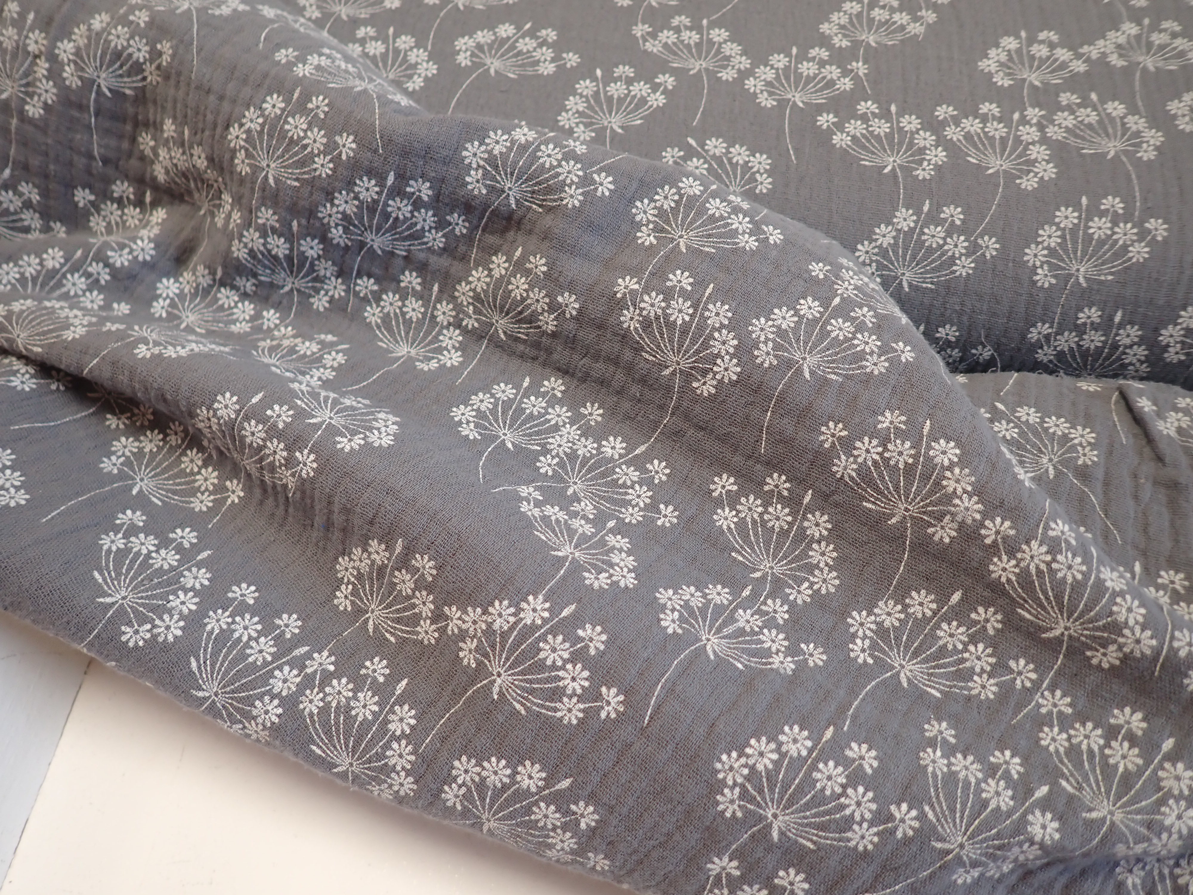 DVOJITÁ GÁZOVINA - MUŠELÍN - ŠEDÁ + CHMÝŘÍ