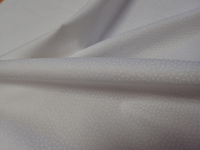 LÁTKA - BÍLÁ + BÍLÉ LÍSTEČKY